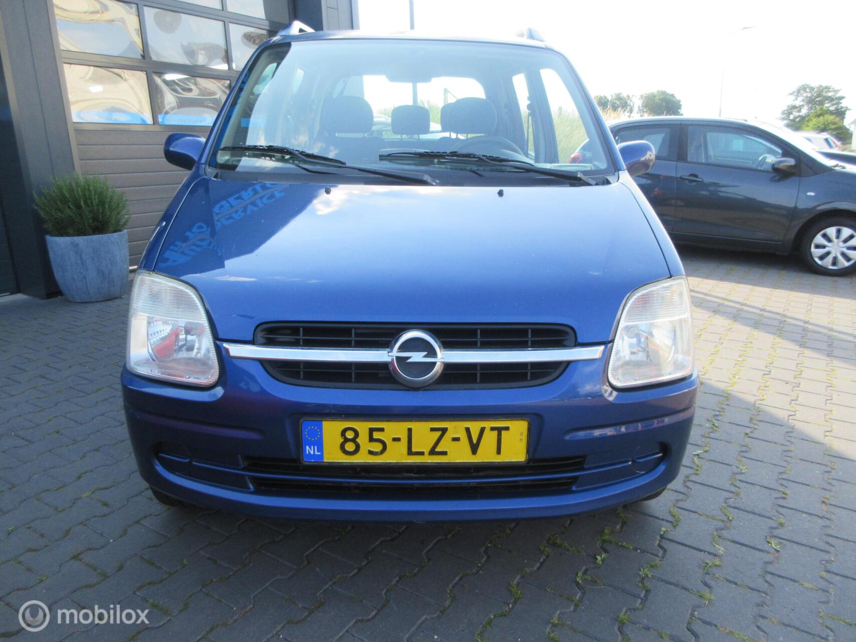 Foto van Opel Agila