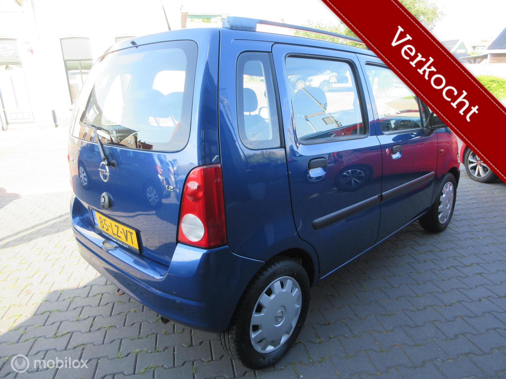 Foto van Opel Agila