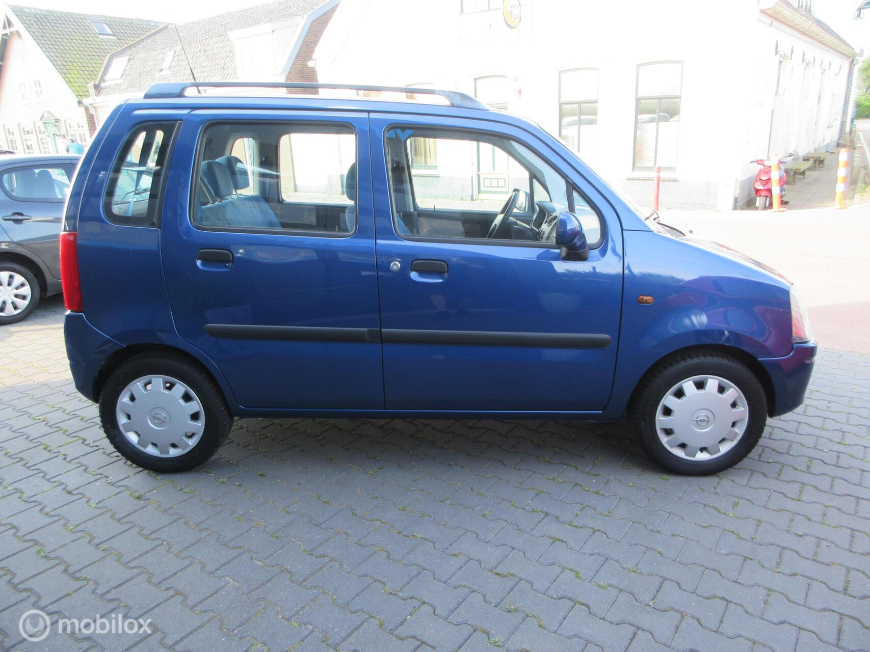 Foto van Opel Agila