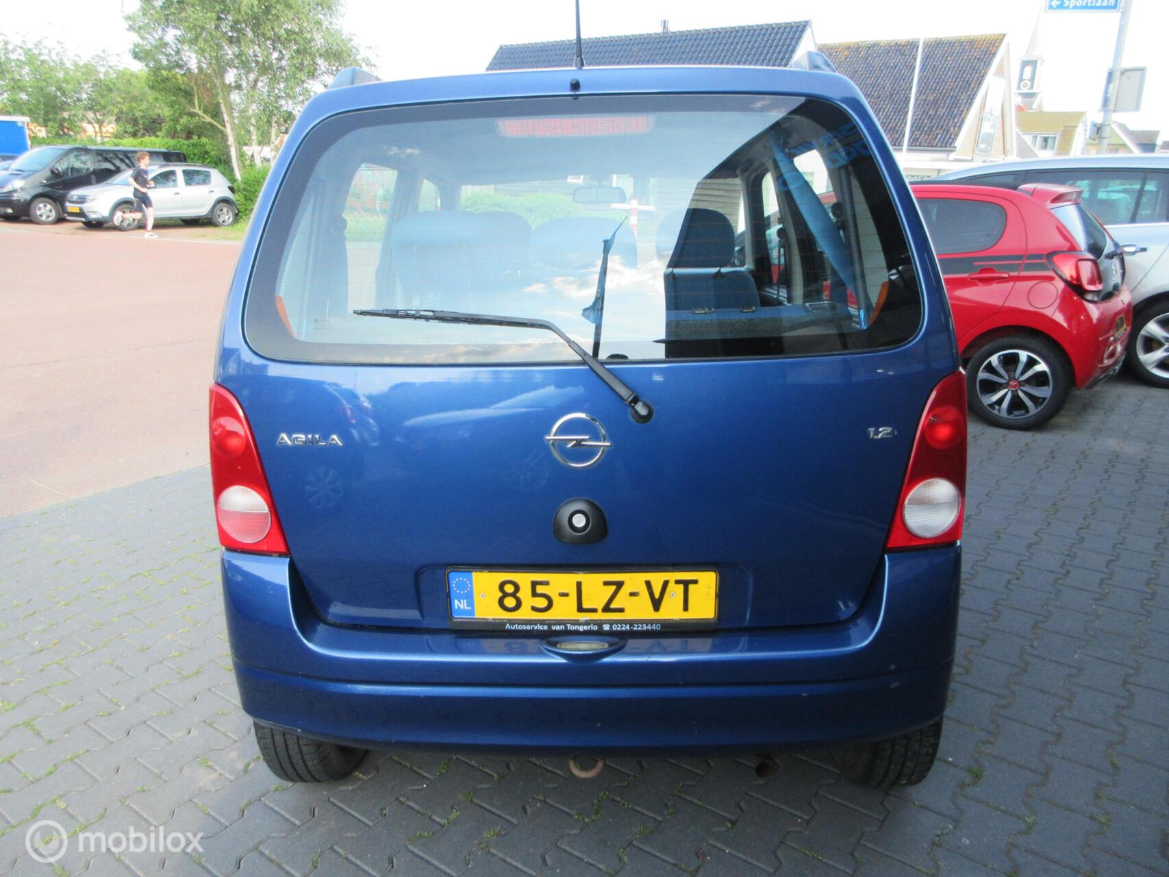 Foto van Opel Agila