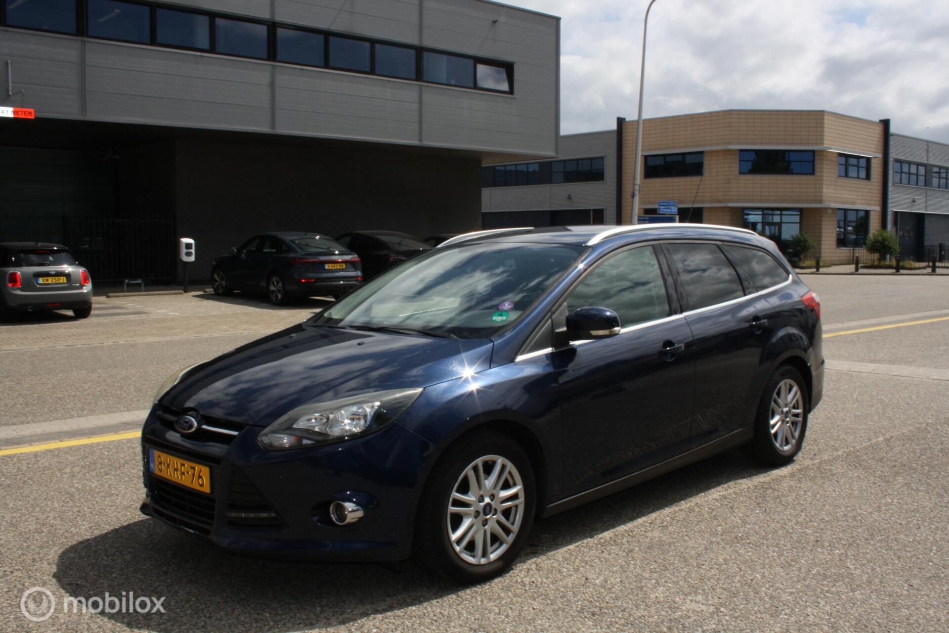 Foto van FORD FOCUS