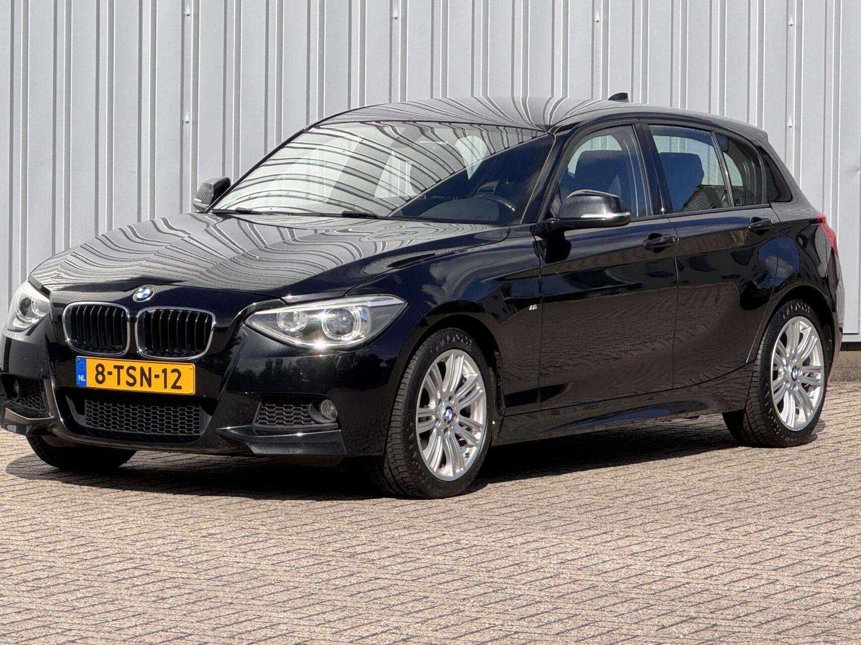BMW 116i 116i Executive m pakket inruil mogelijk 2014 - voorkant