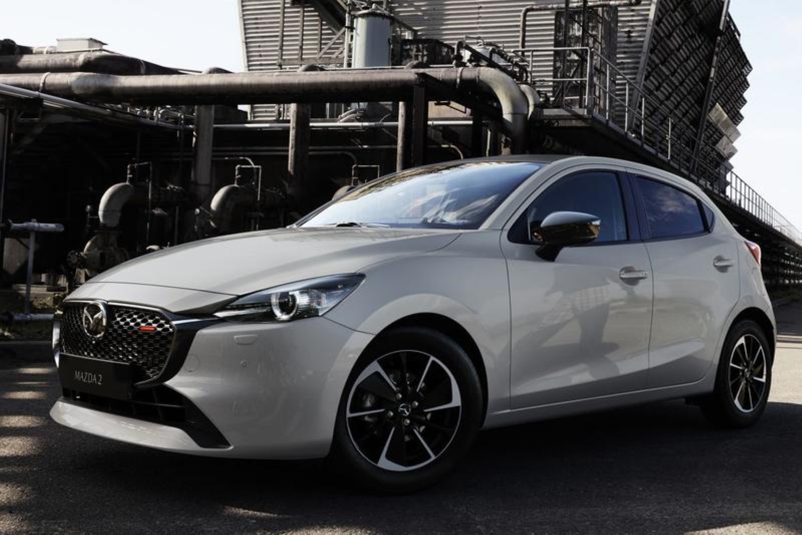 Mazda 2 1.5 e-SA-G Cent Line 2023 - voorkant