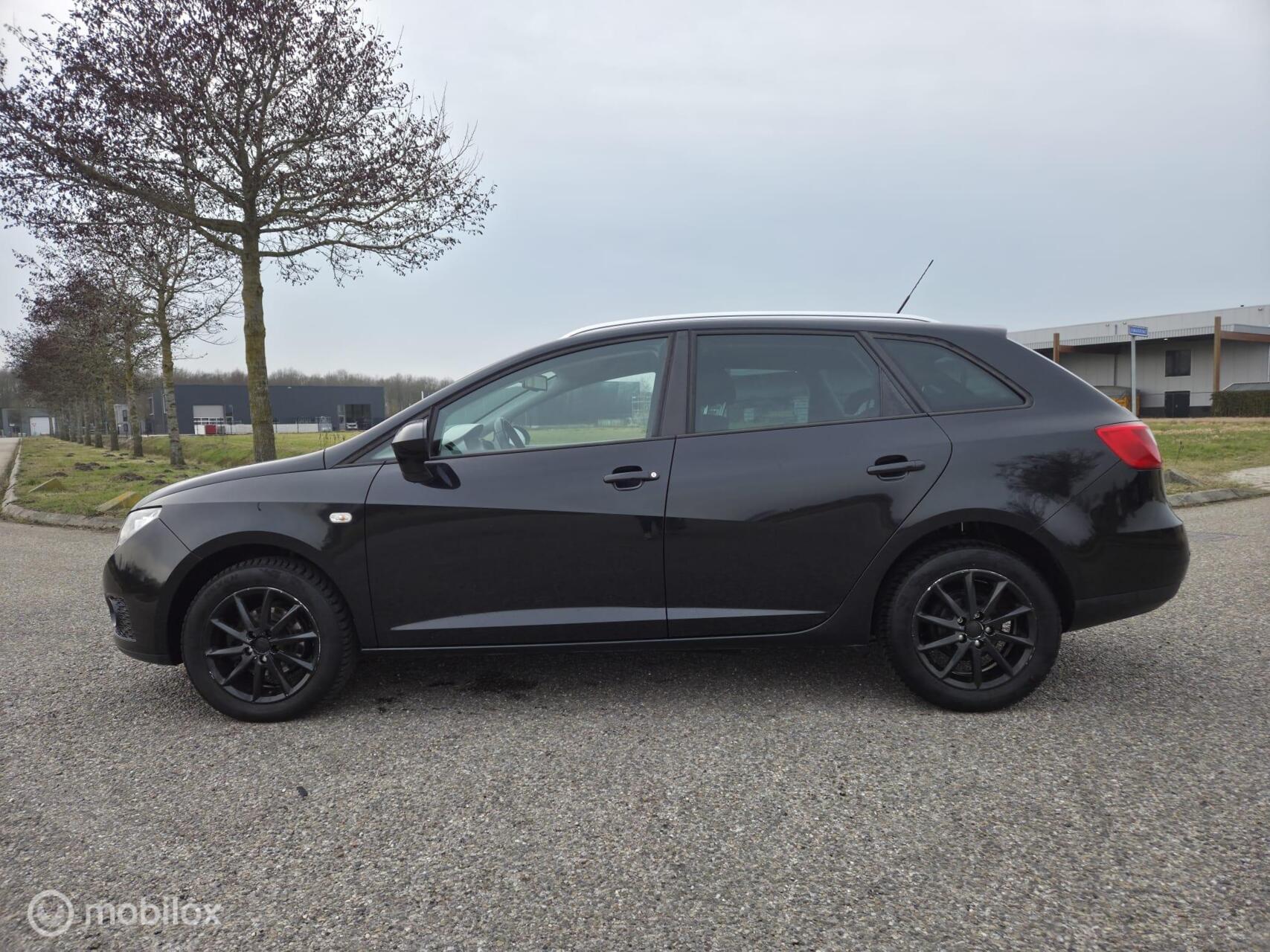 Foto van Seat Ibiza ST