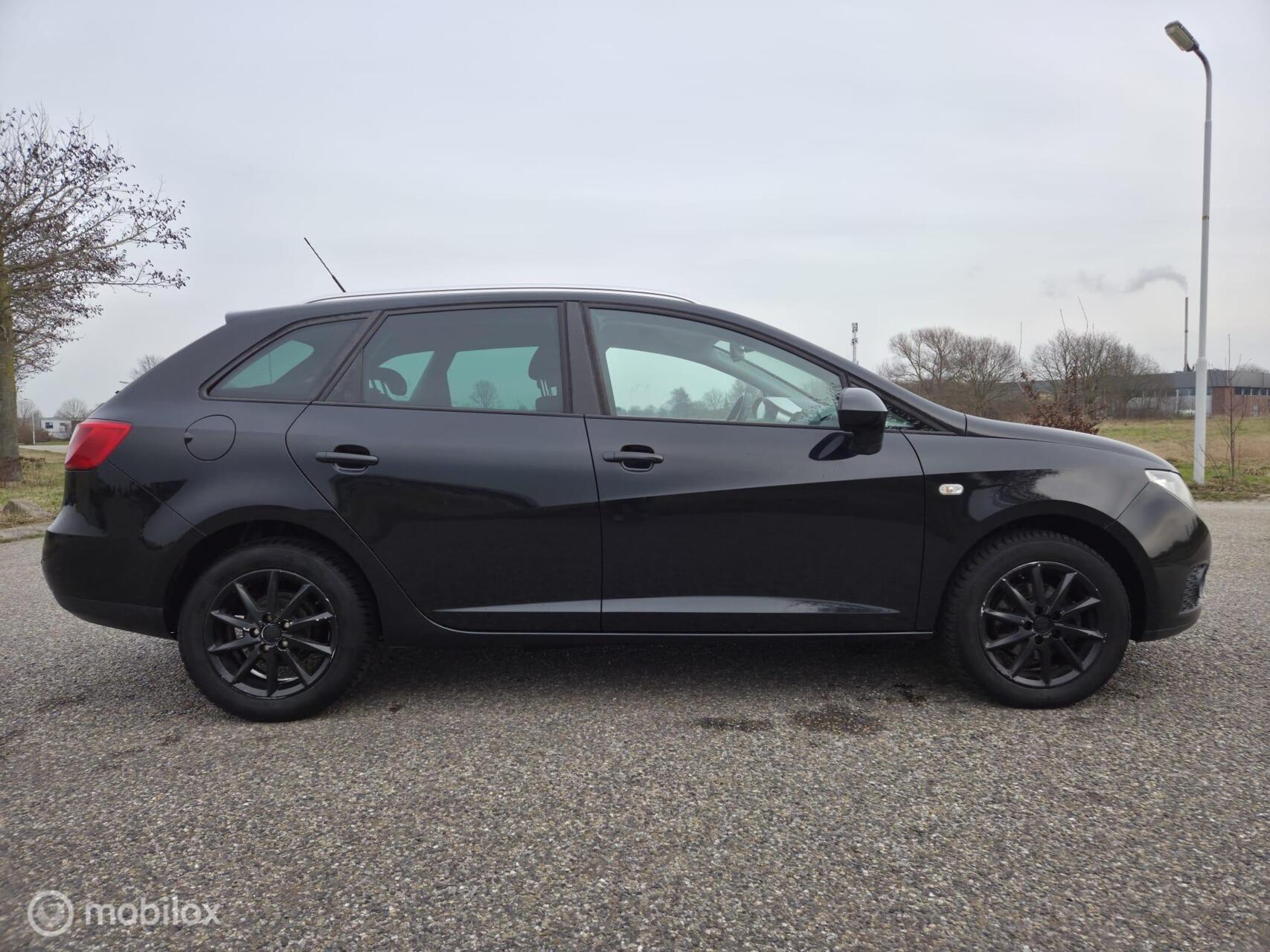 Foto van Seat Ibiza ST