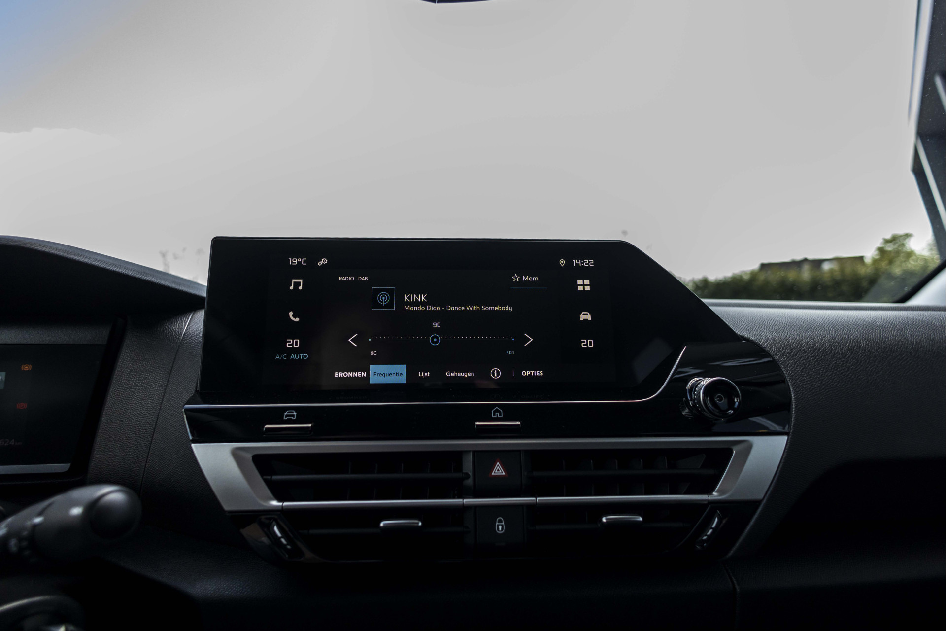 Foto van Citroen E-c4