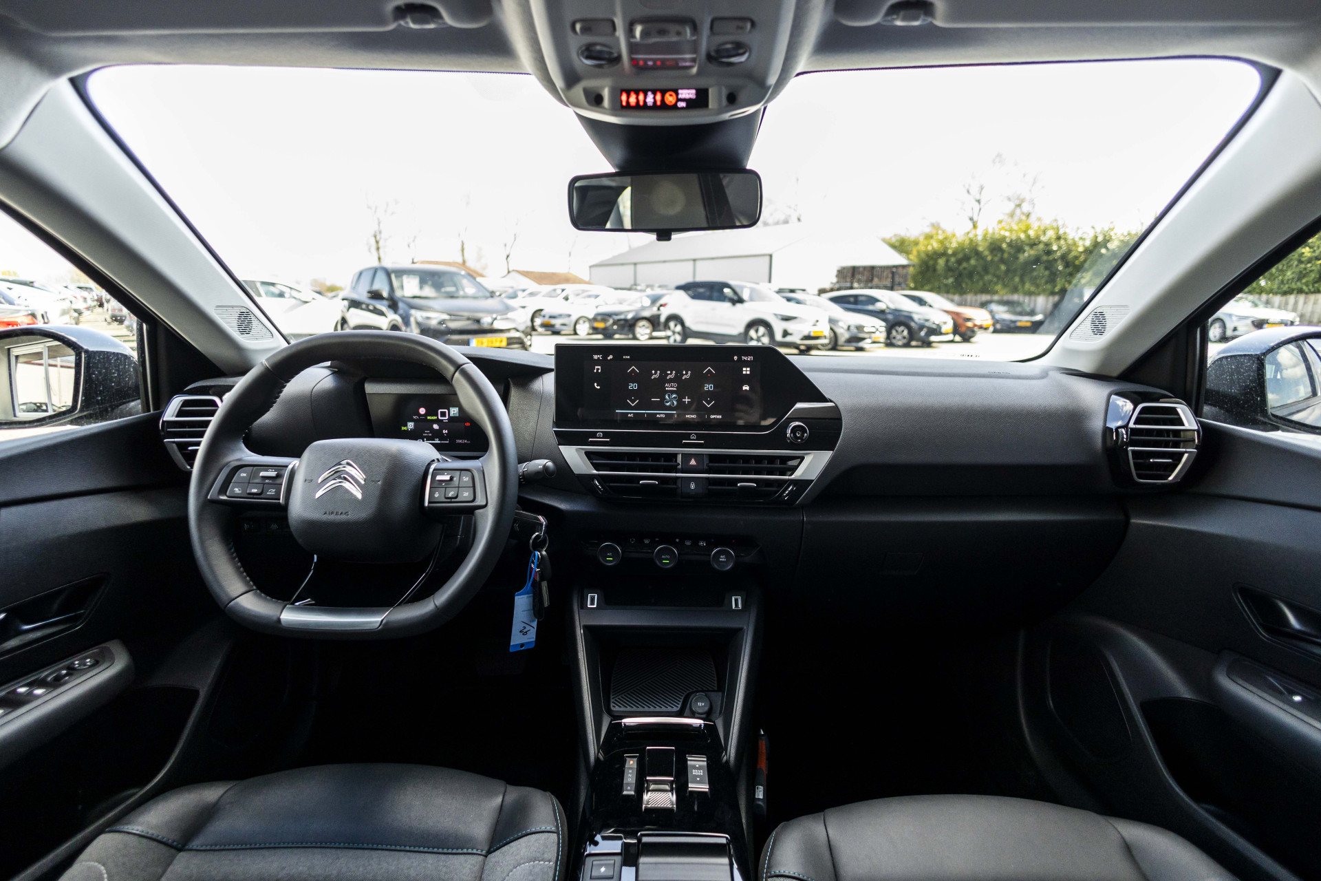 Foto van Citroen E-c4