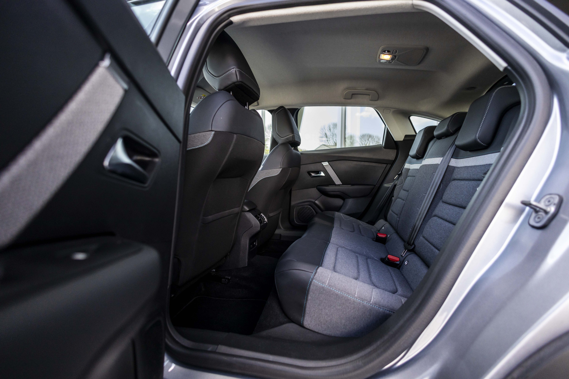Foto van Citroen E-c4