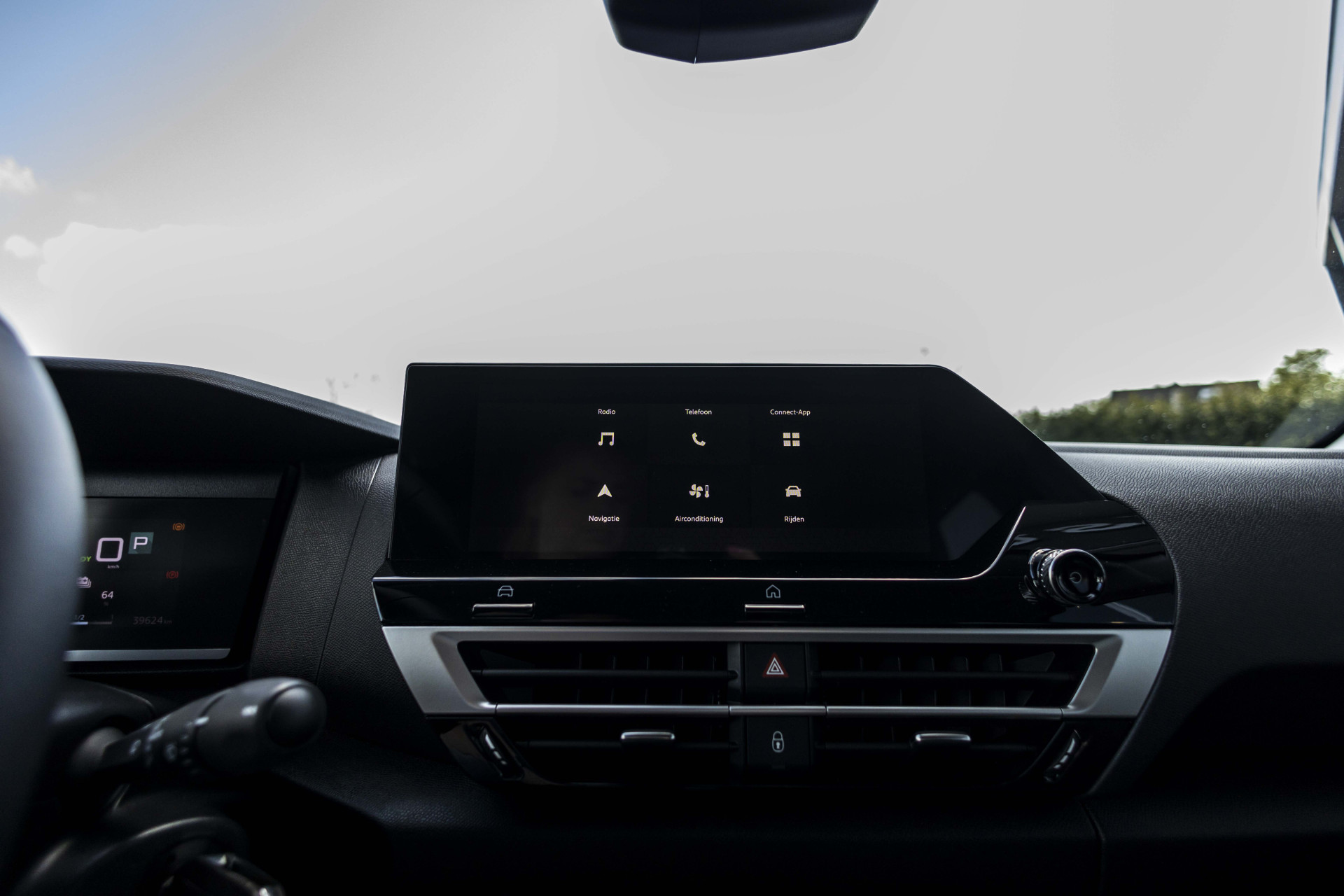 Foto van Citroen E-c4