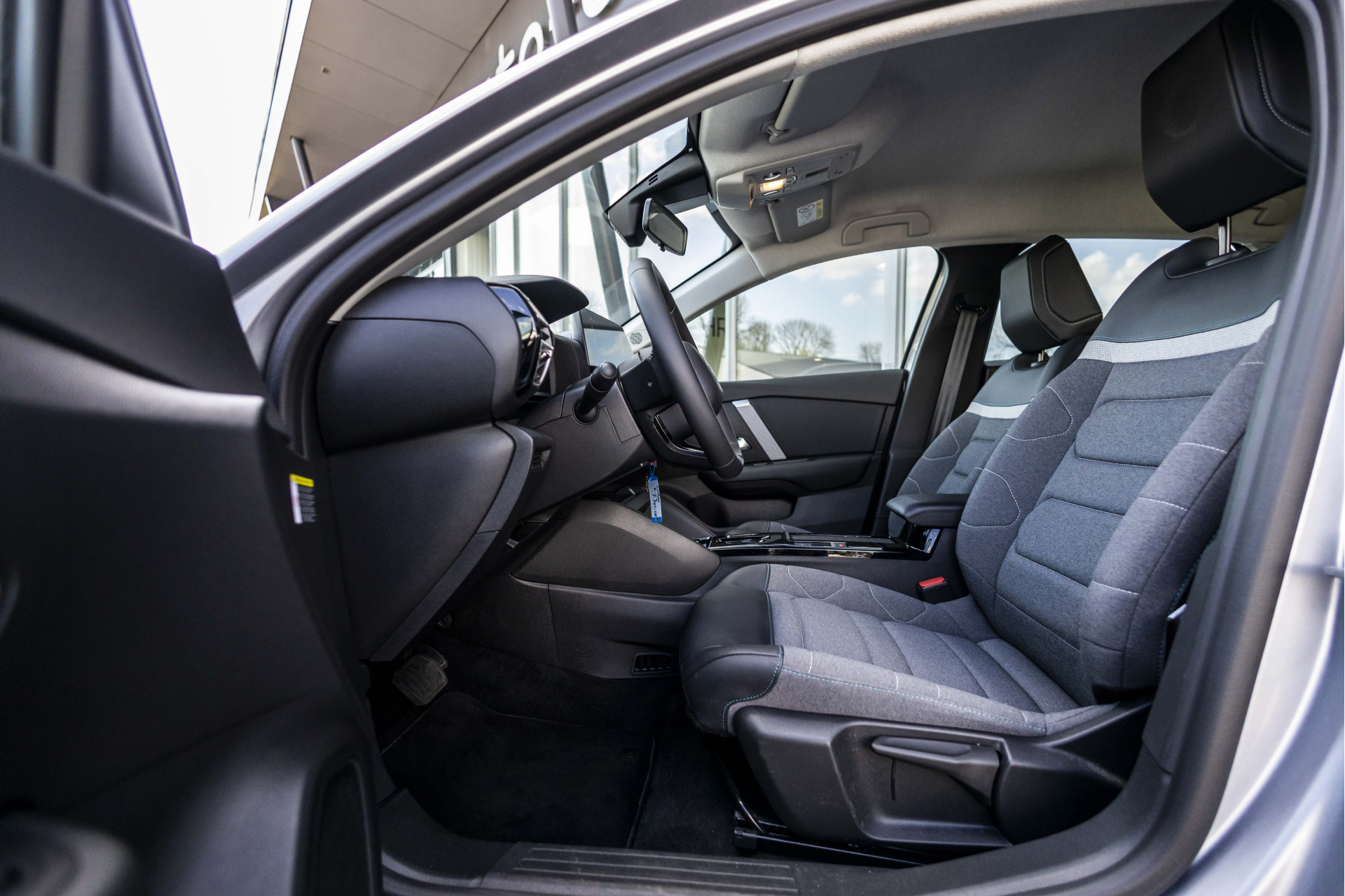Foto van Citroen E-c4