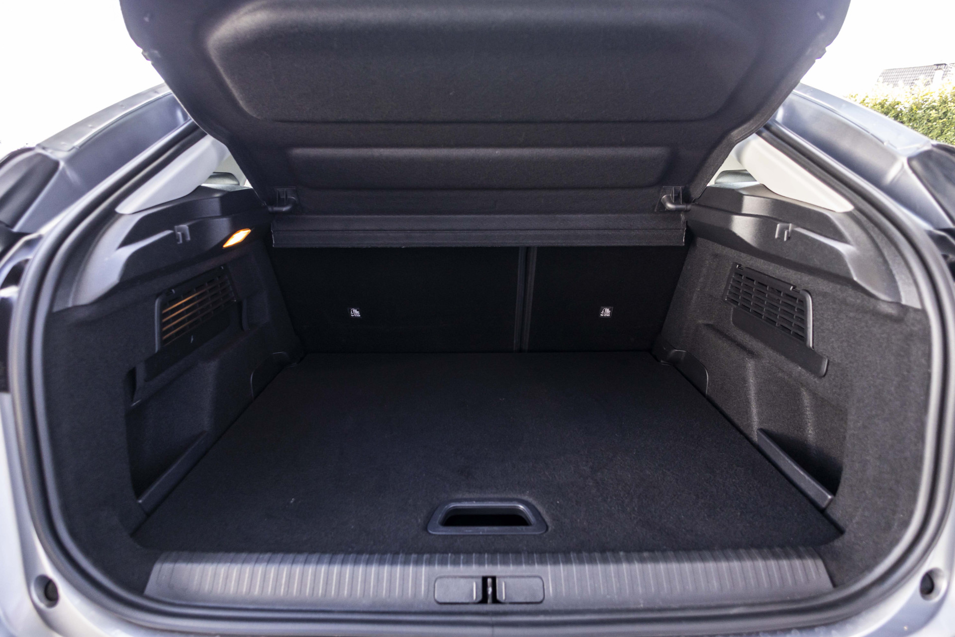 Foto van Citroen E-c4