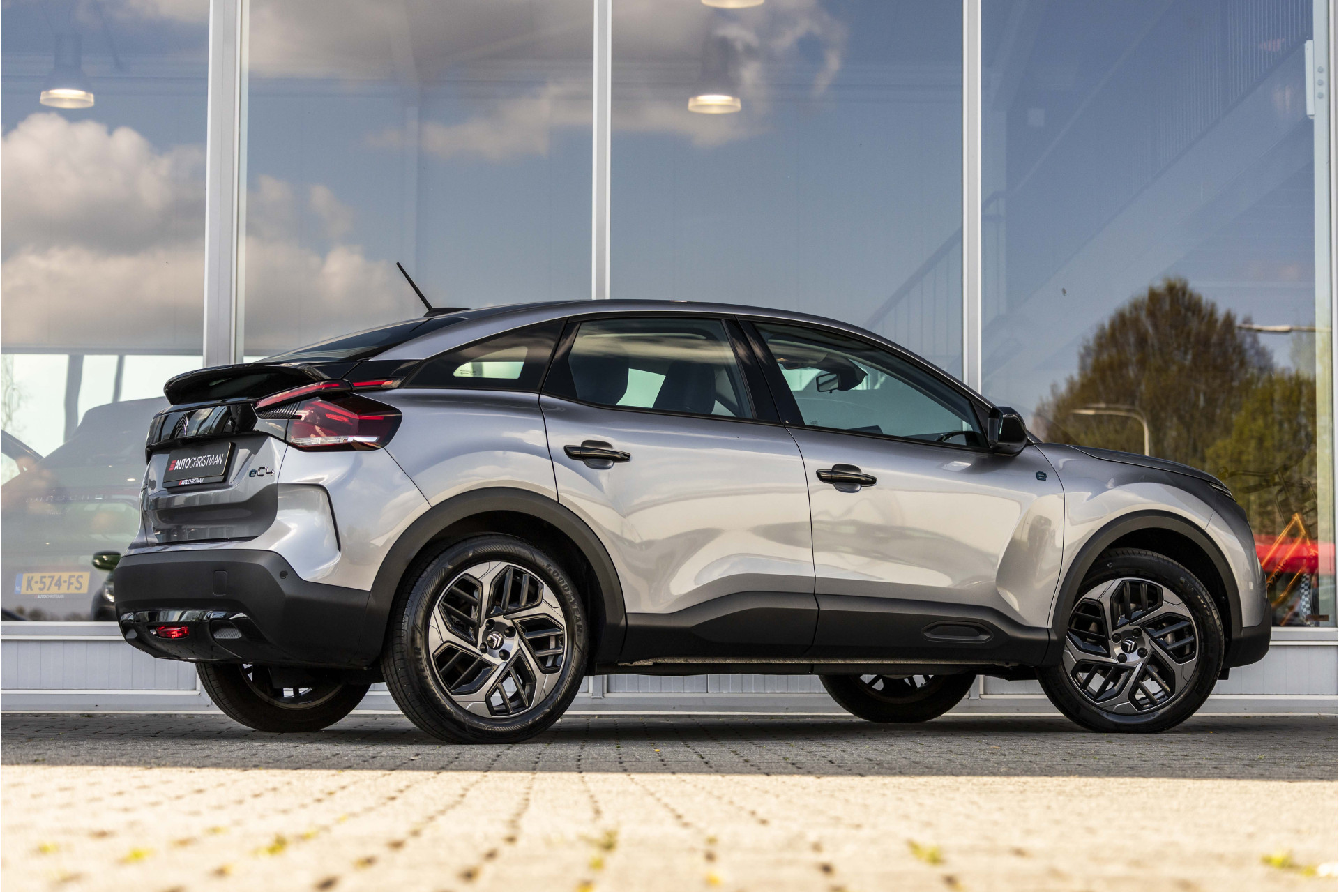 Foto van Citroen E-c4