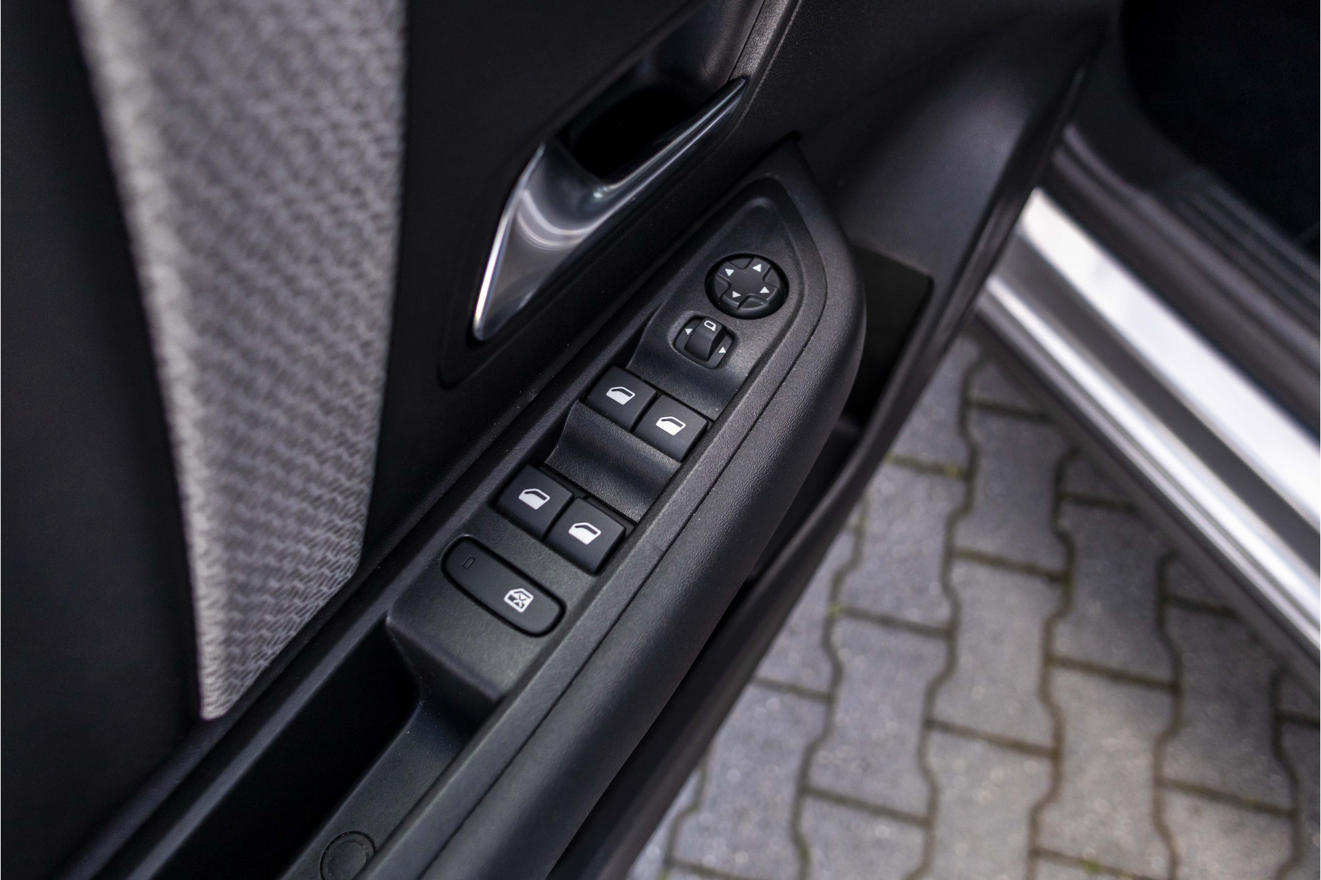 Foto van Citroen E-c4