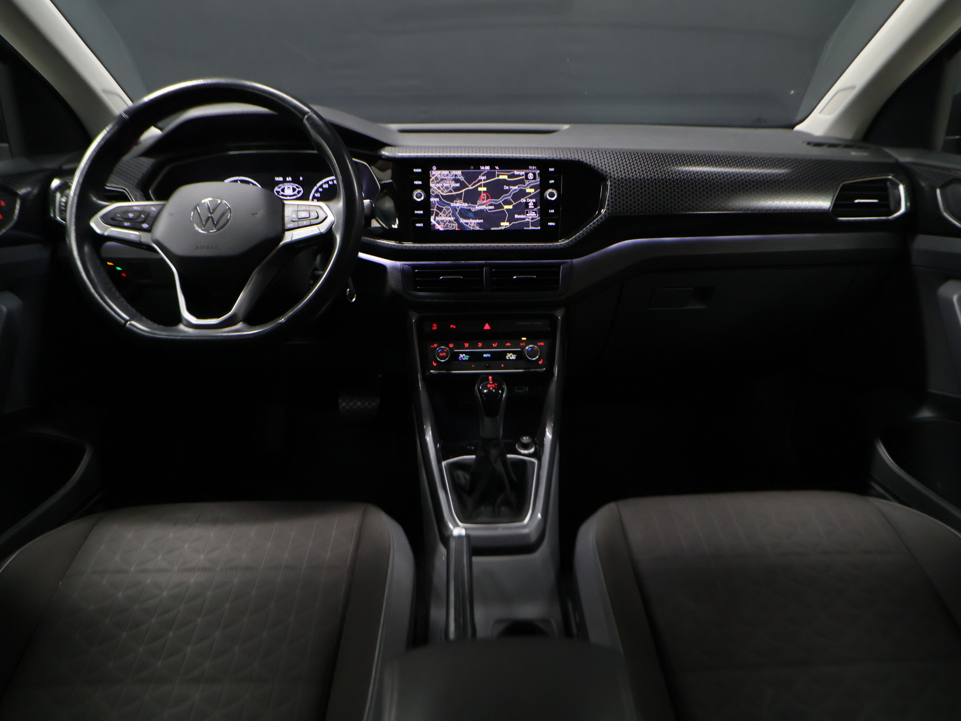 Foto van Volkswagen T-cross