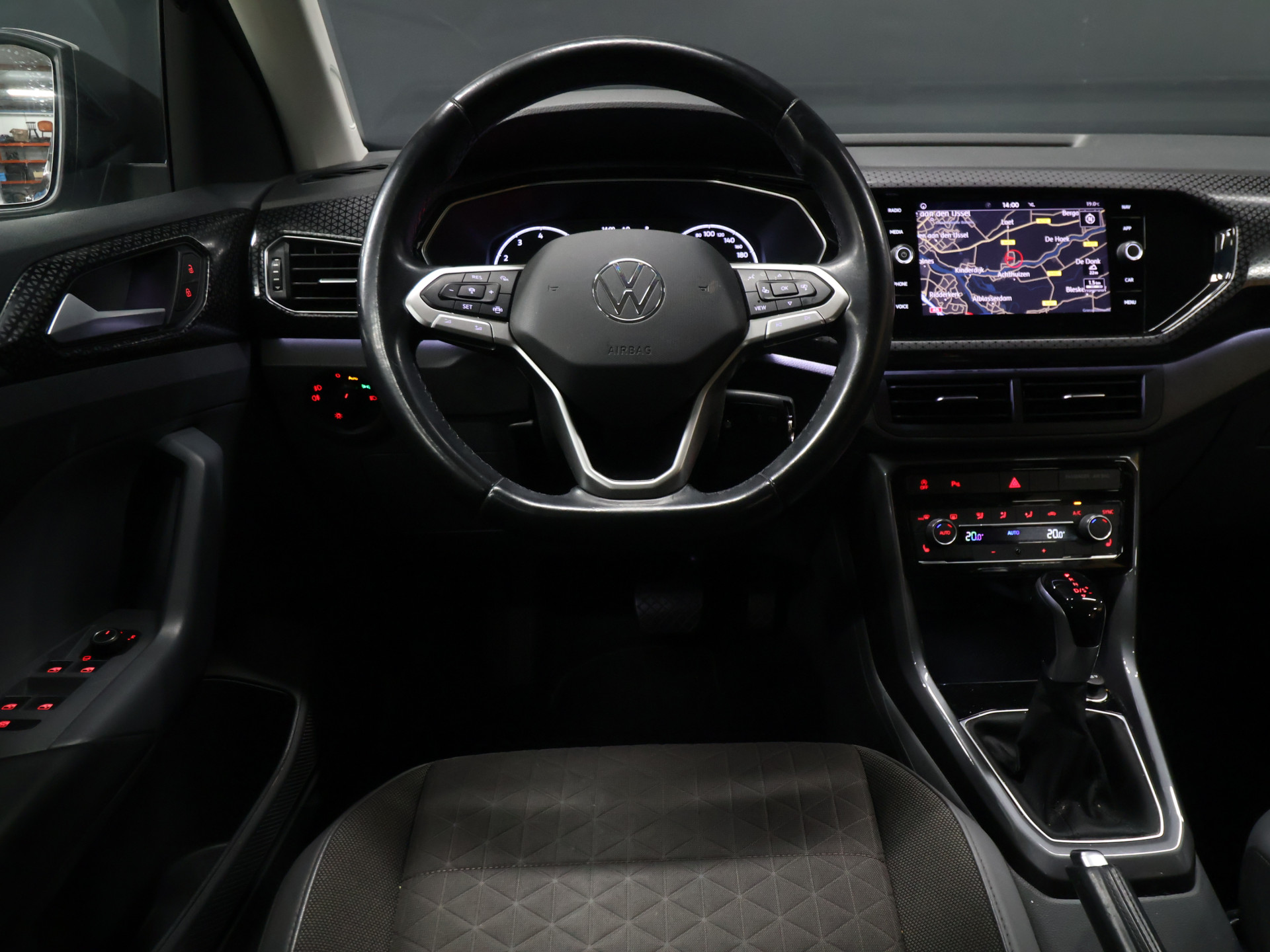 Foto van Volkswagen T-cross