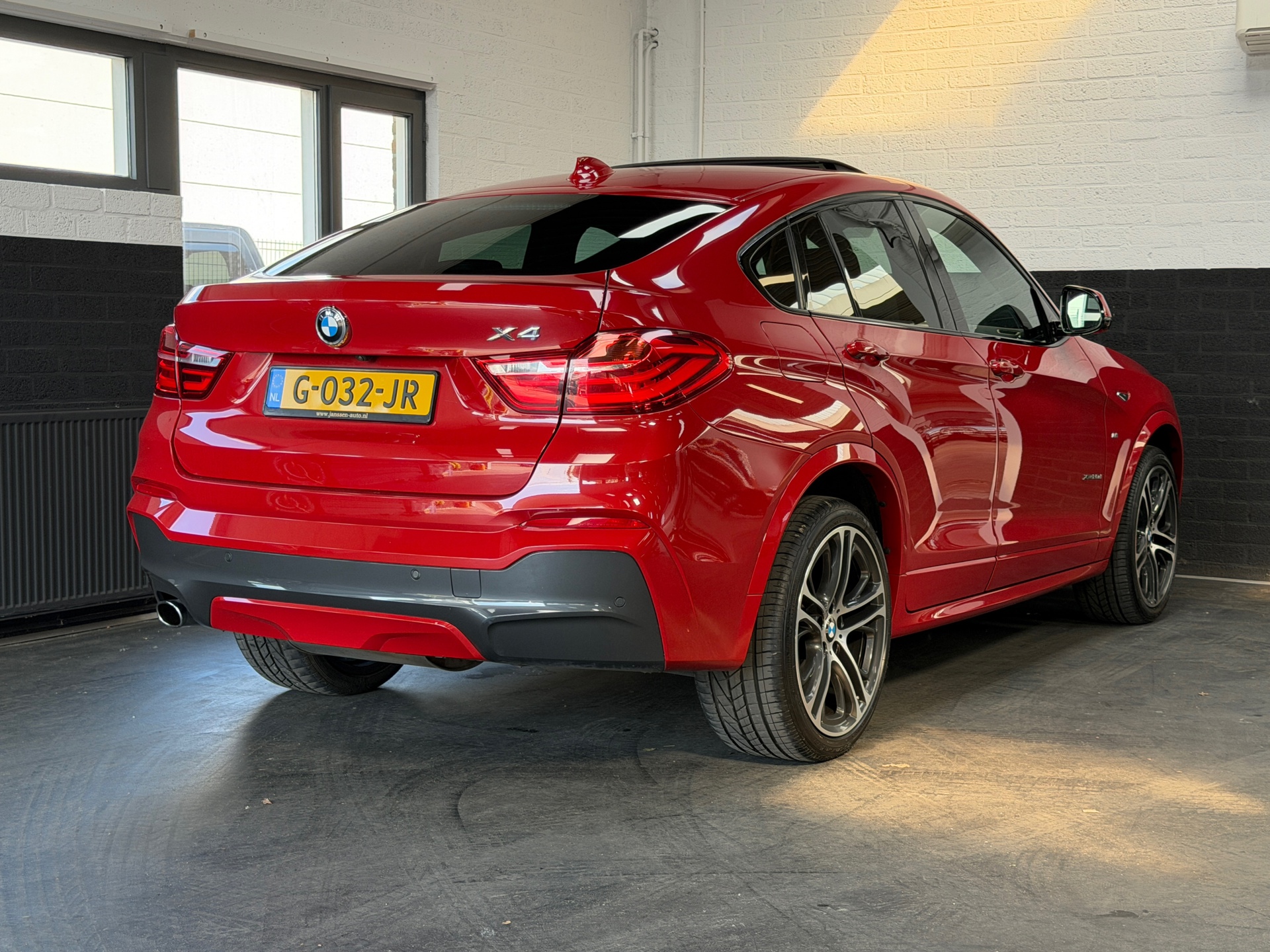 Foto van BMW X4