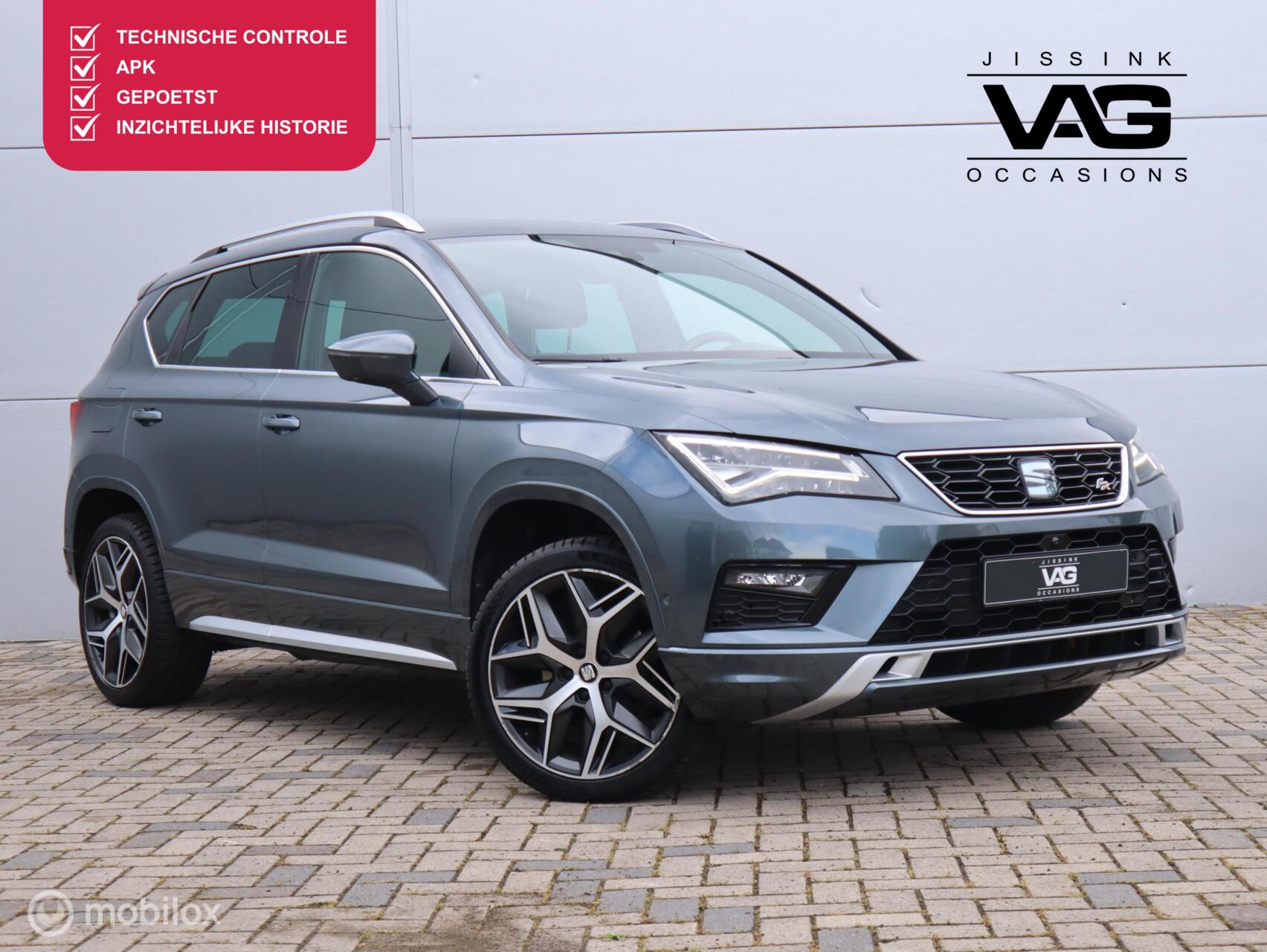 Seat Ateca 1.5 TSI FR Automaat Trekhaak 360 Camera LED CarPlay 19 inch 2019 - voorkant