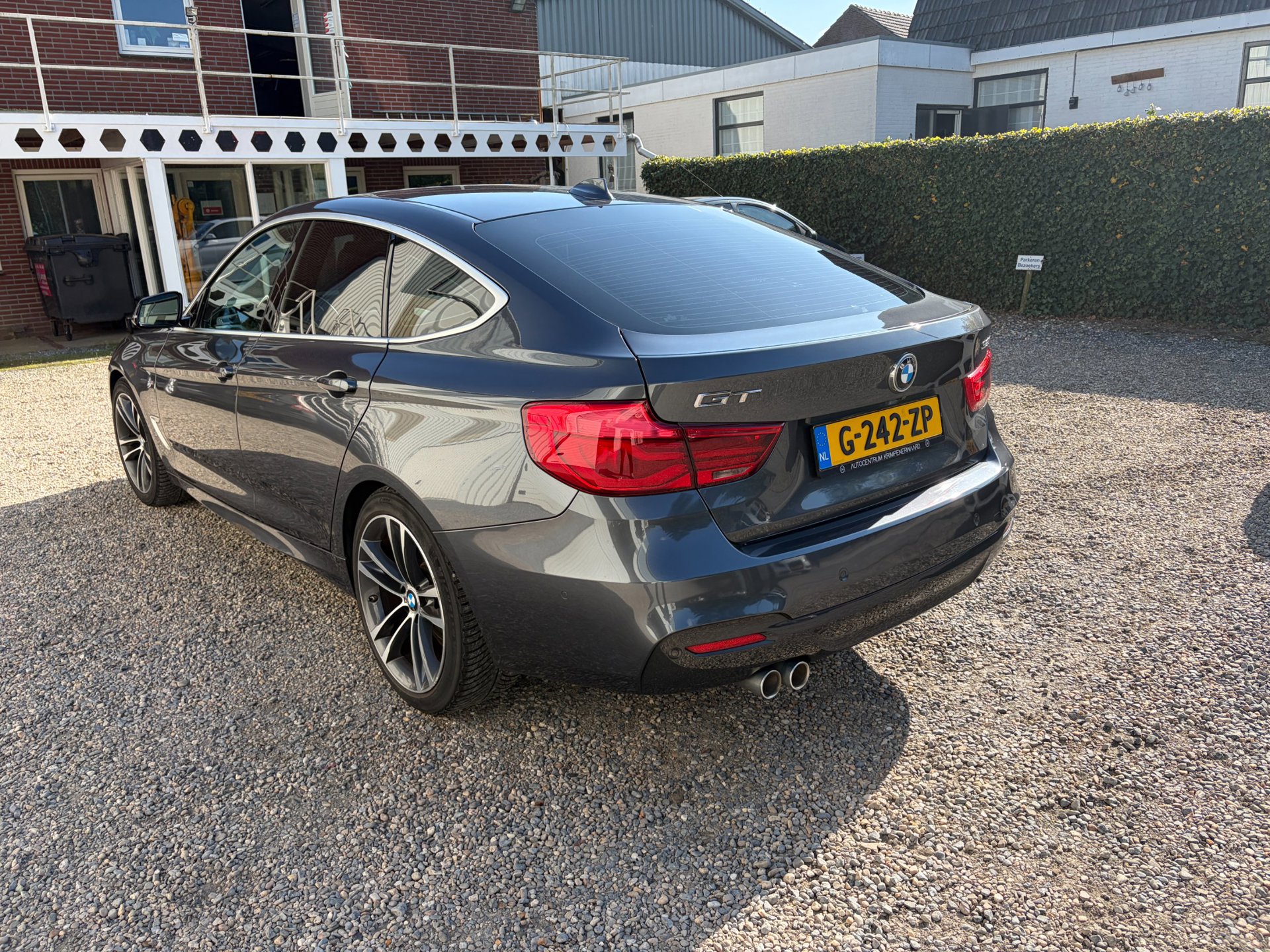 Foto van BMW 320i