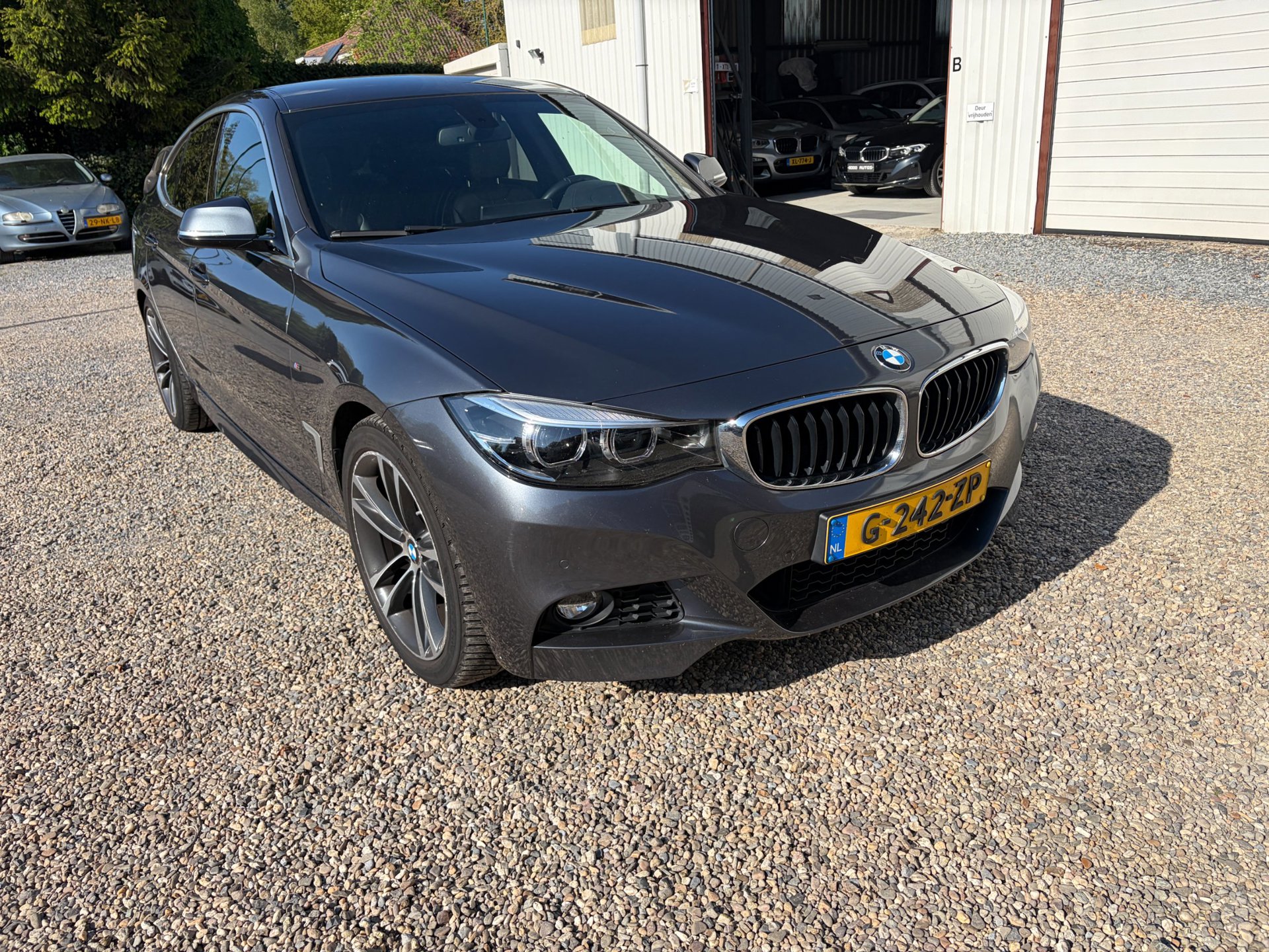 Foto van BMW 320i