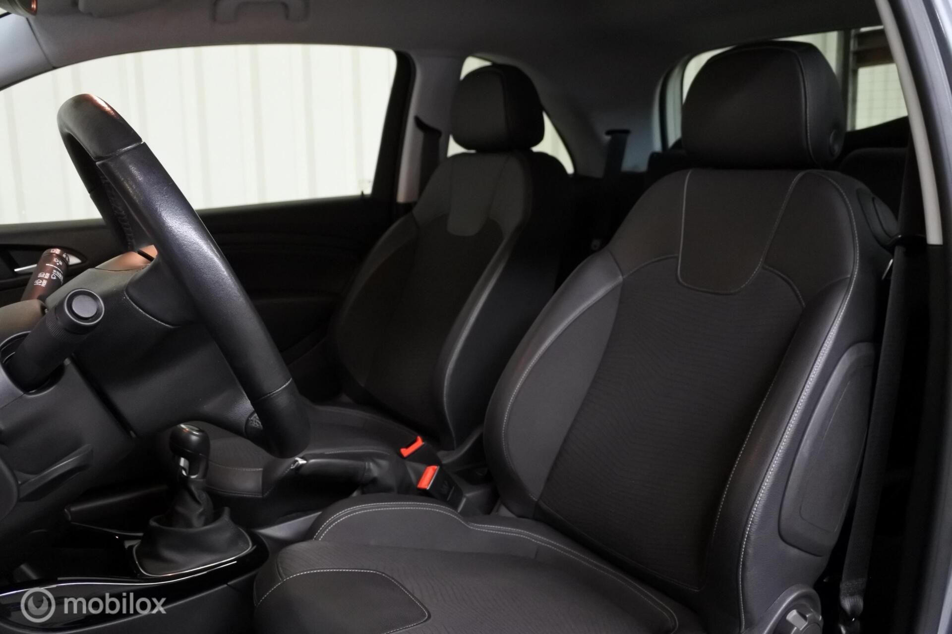 Foto van Opel Adam