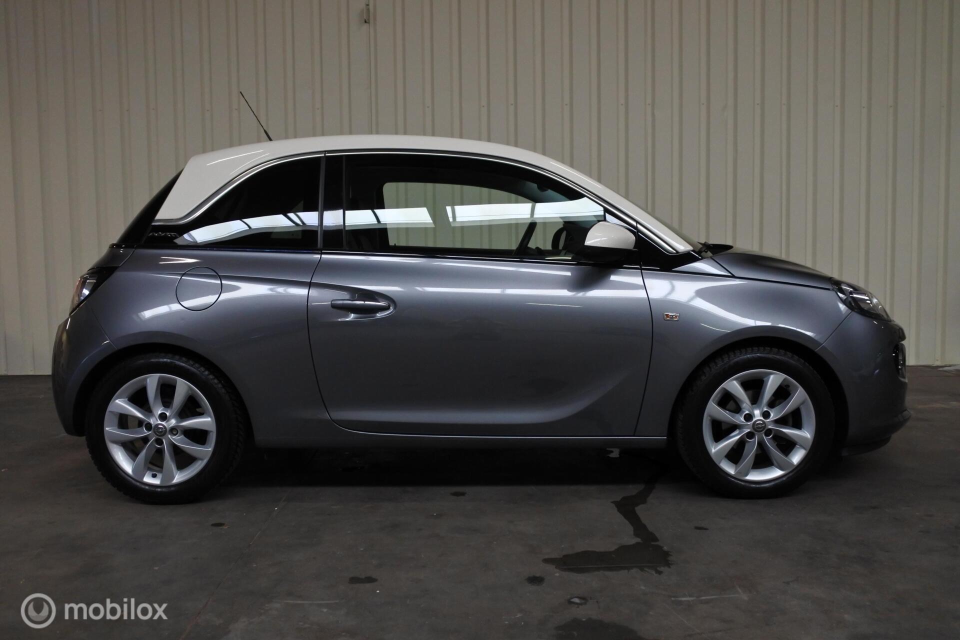 Foto van Opel Adam
