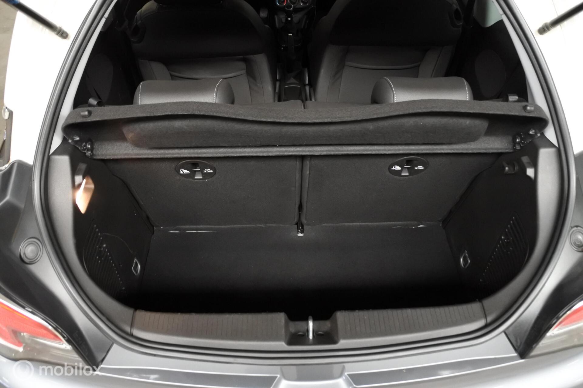 Foto van Opel Adam