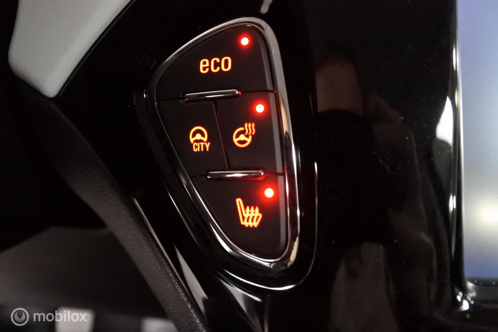 Foto van Opel Adam