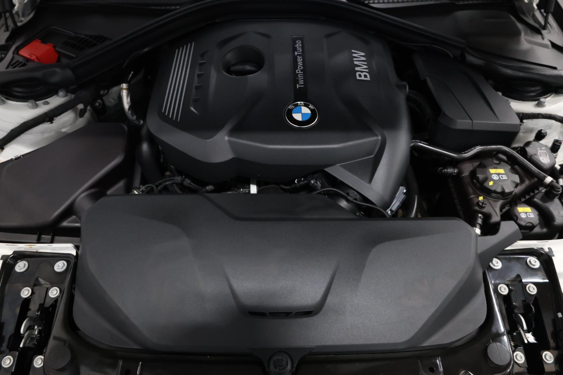 Foto van BMW 330i