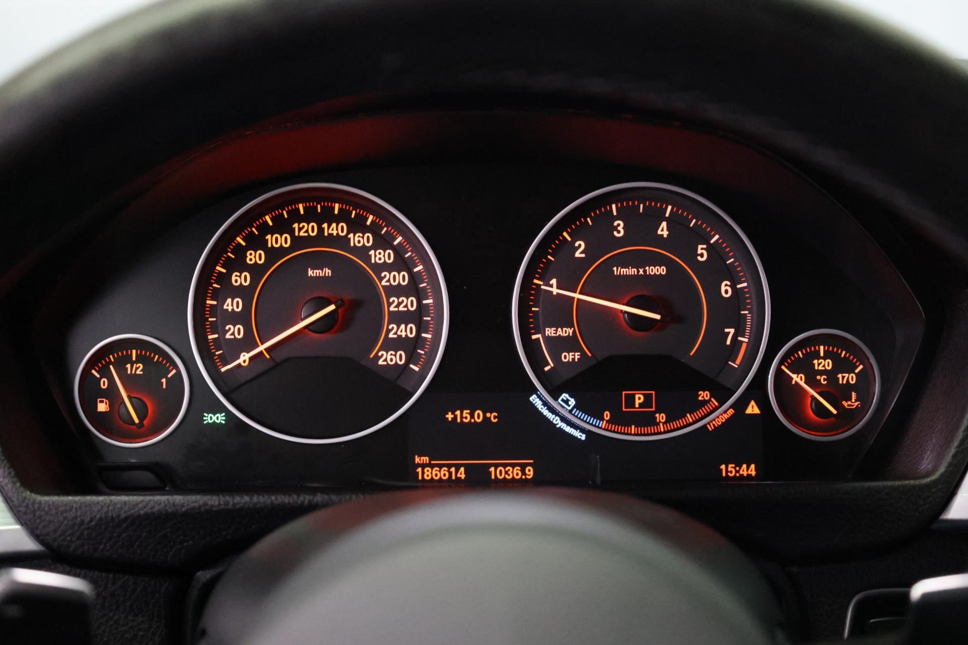 Foto van BMW 330i
