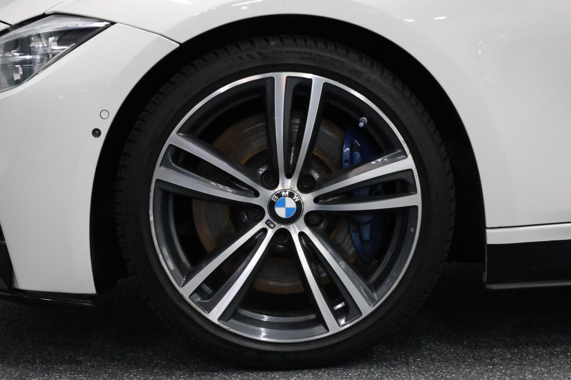 Foto van BMW 330i