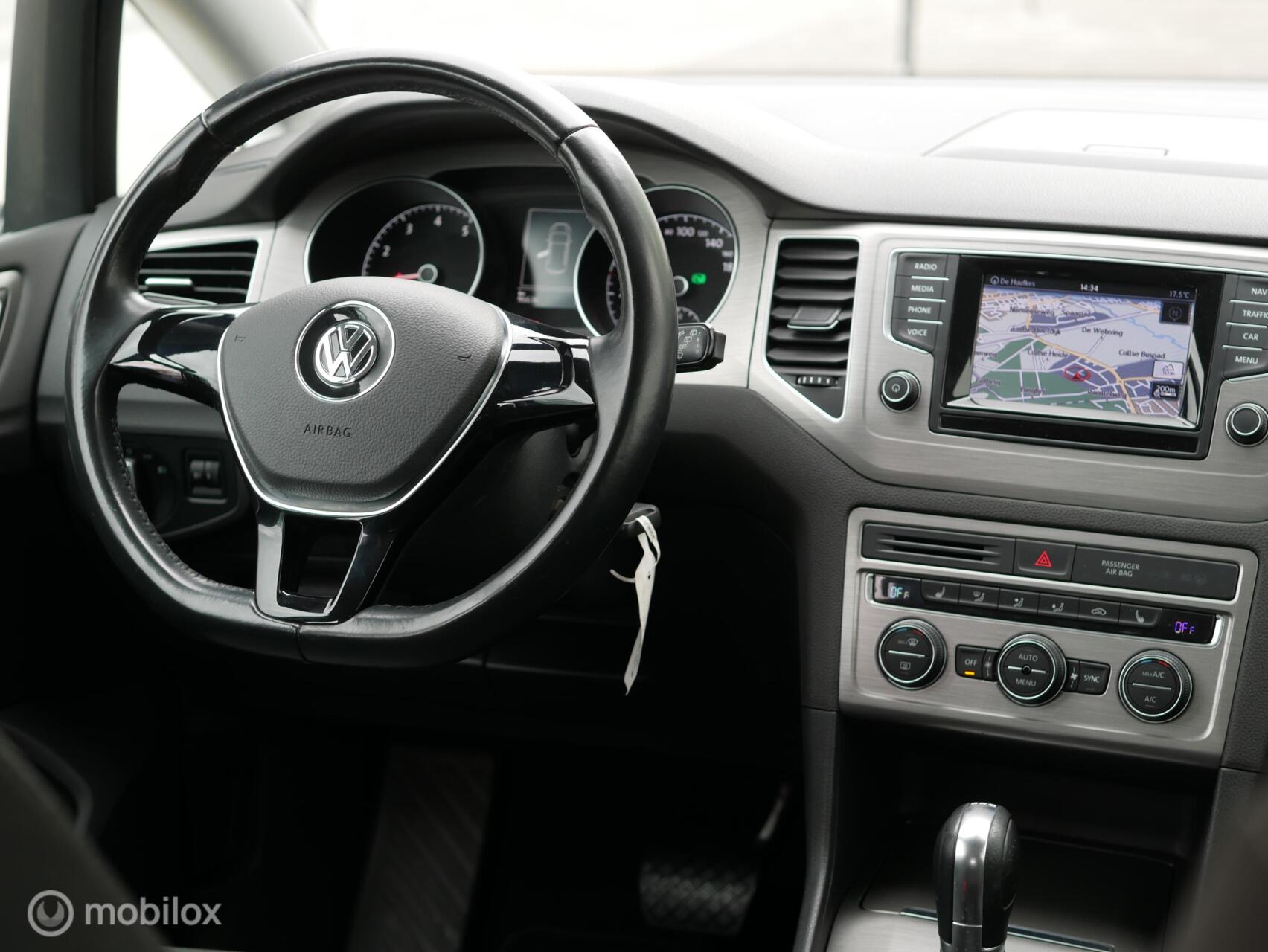 Foto van Volkswagen Golf Sportsvan
