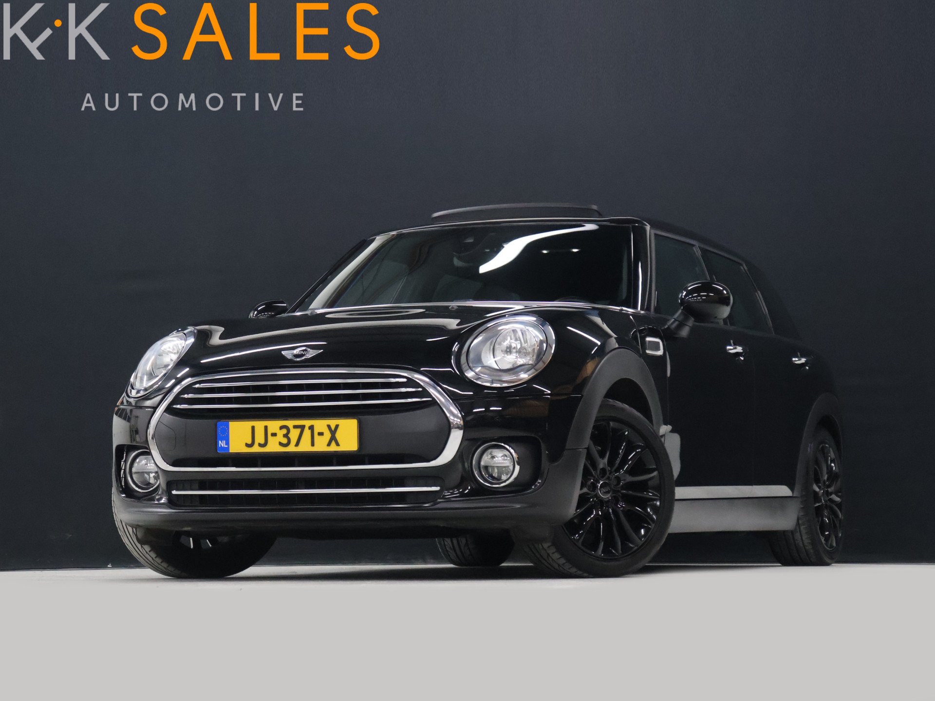 Foto van MINI CLUBMAN ONE