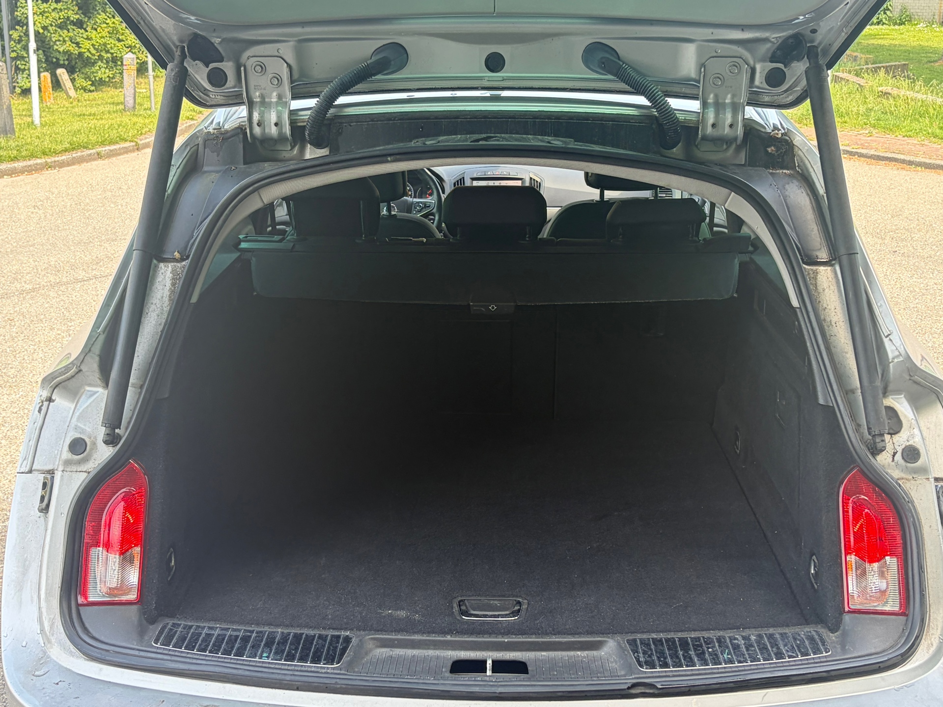 Foto van Opel Insignia Sports Tourer SW