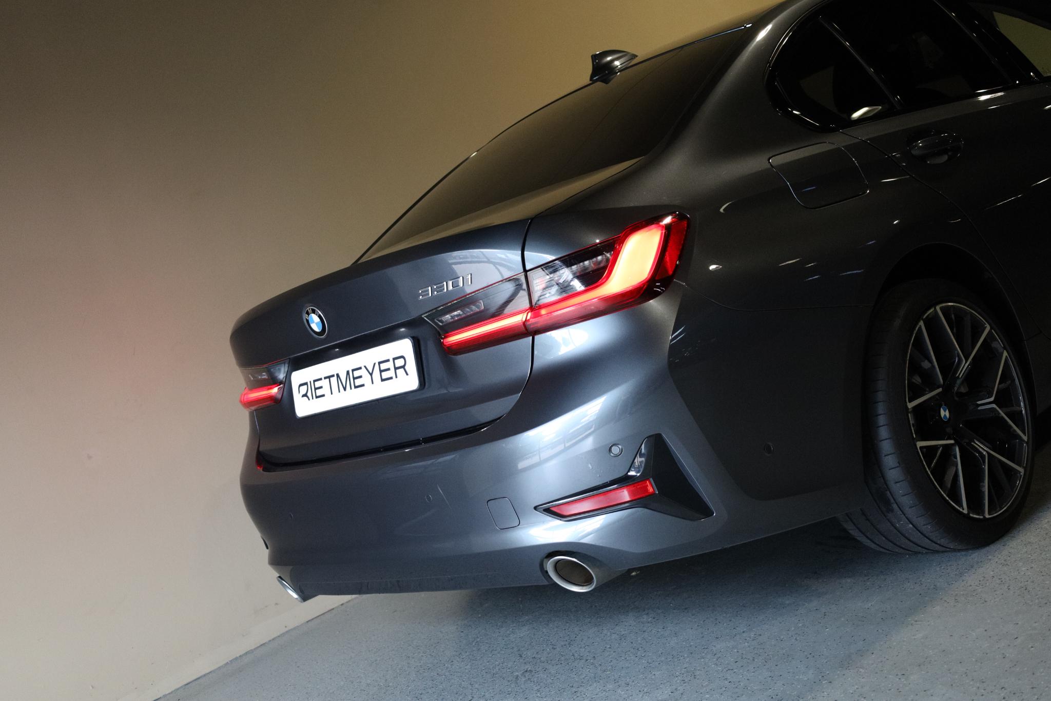 Foto van BMW 330i