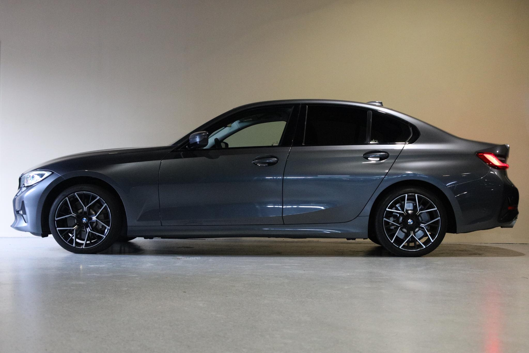 Foto van BMW 330i