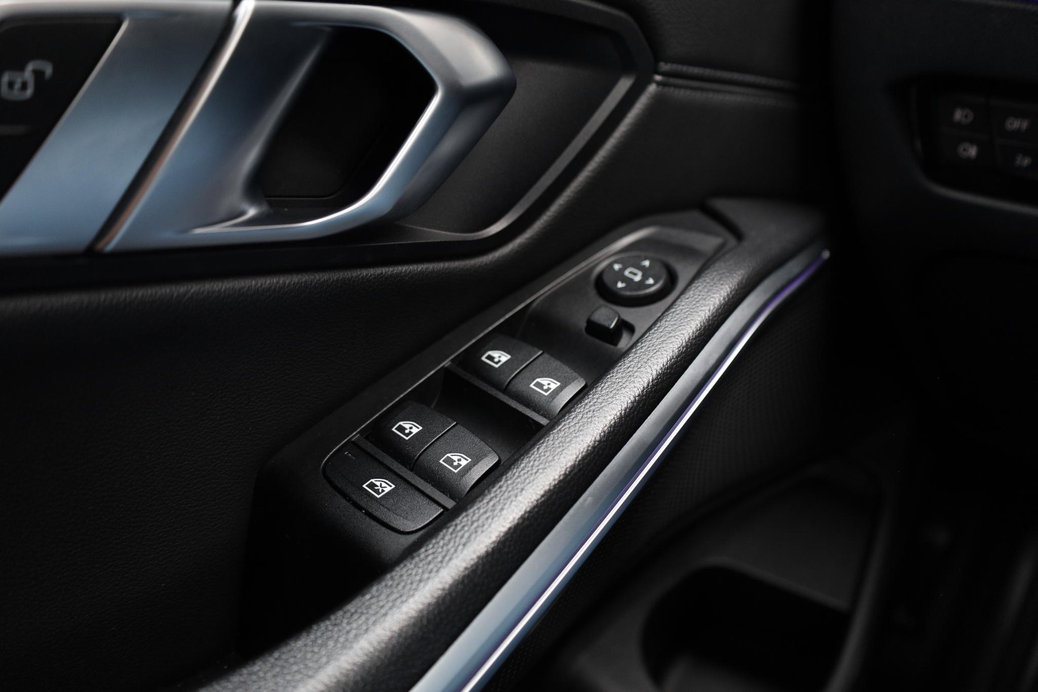 Foto van BMW 330i
