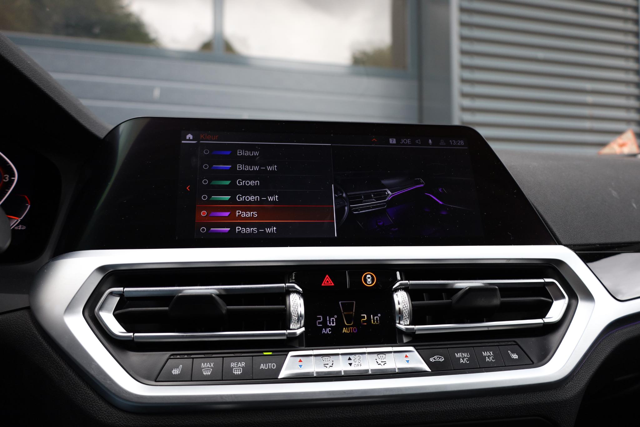 Foto van BMW 330i