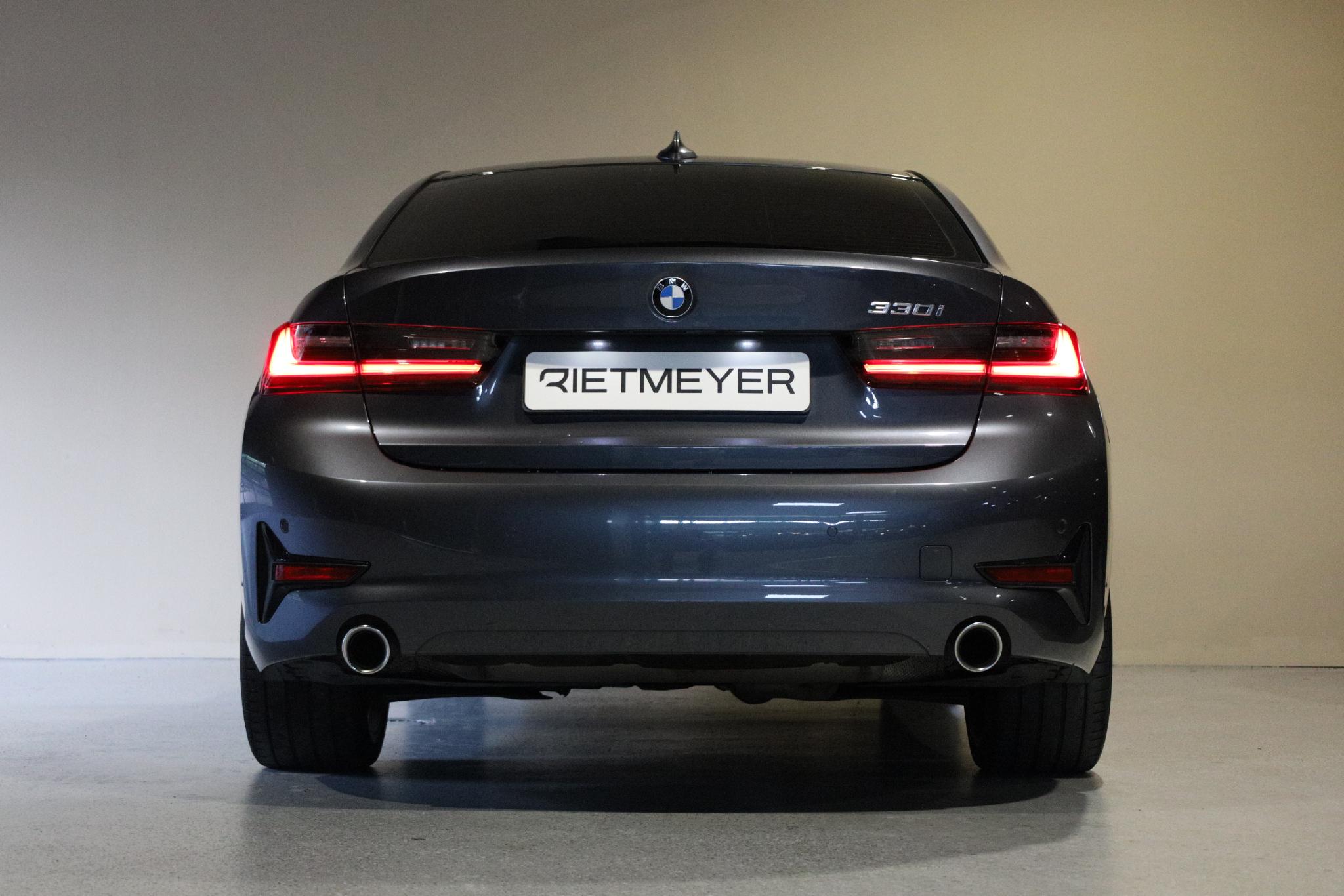 Foto van BMW 330i