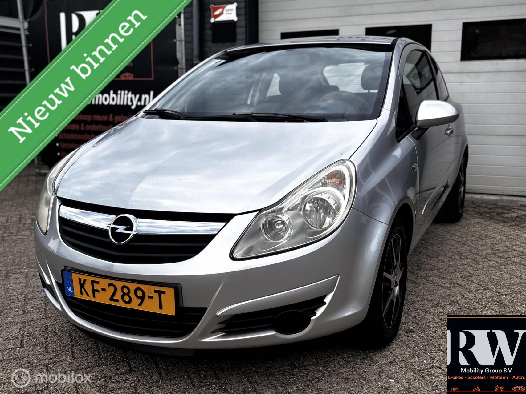 Opel Corsa 1.0-12V Business *A/C*BLUETOOTH*APK 02-03-2027* 2007 - voorkant