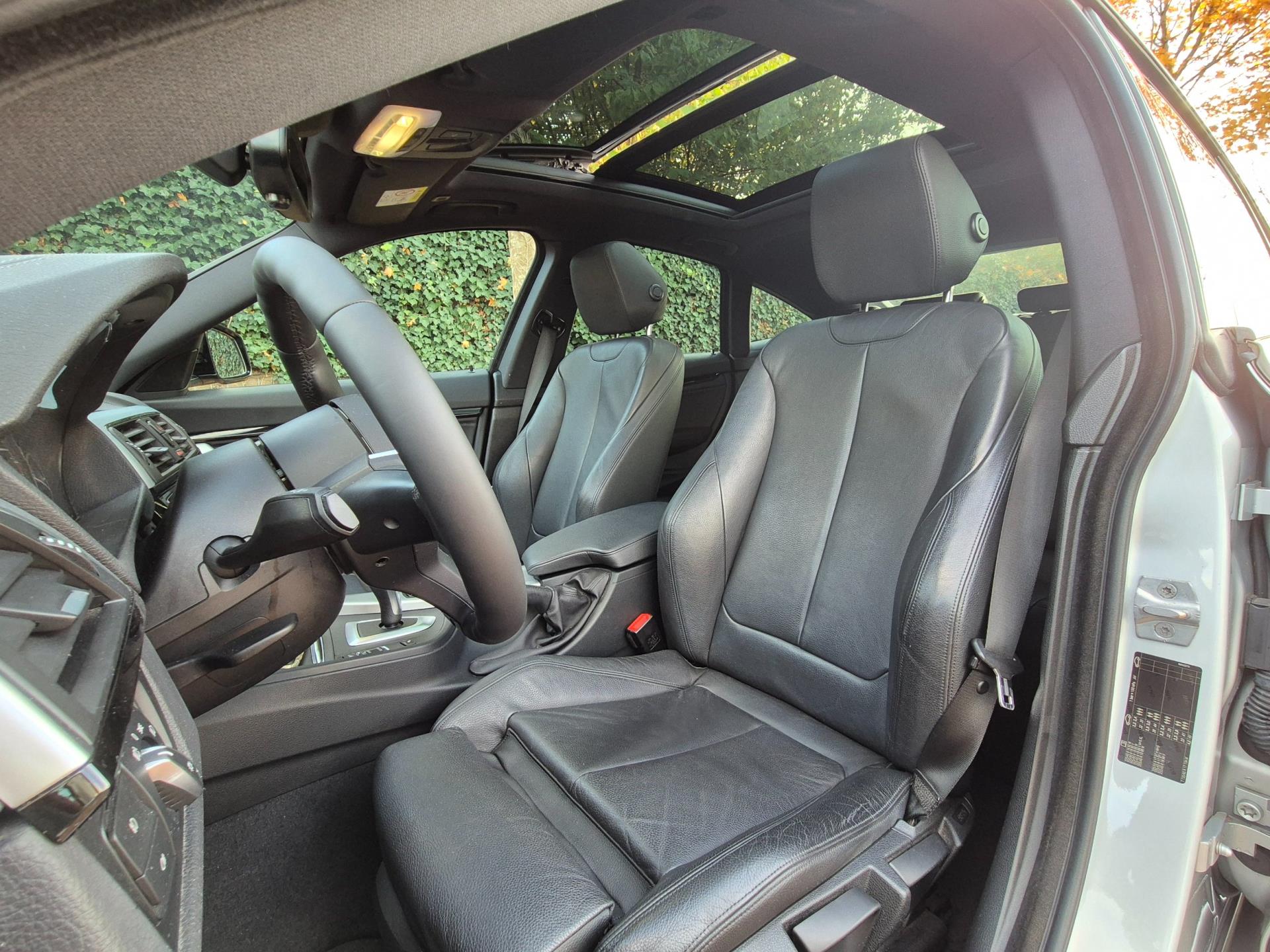 Foto van BMW 320i