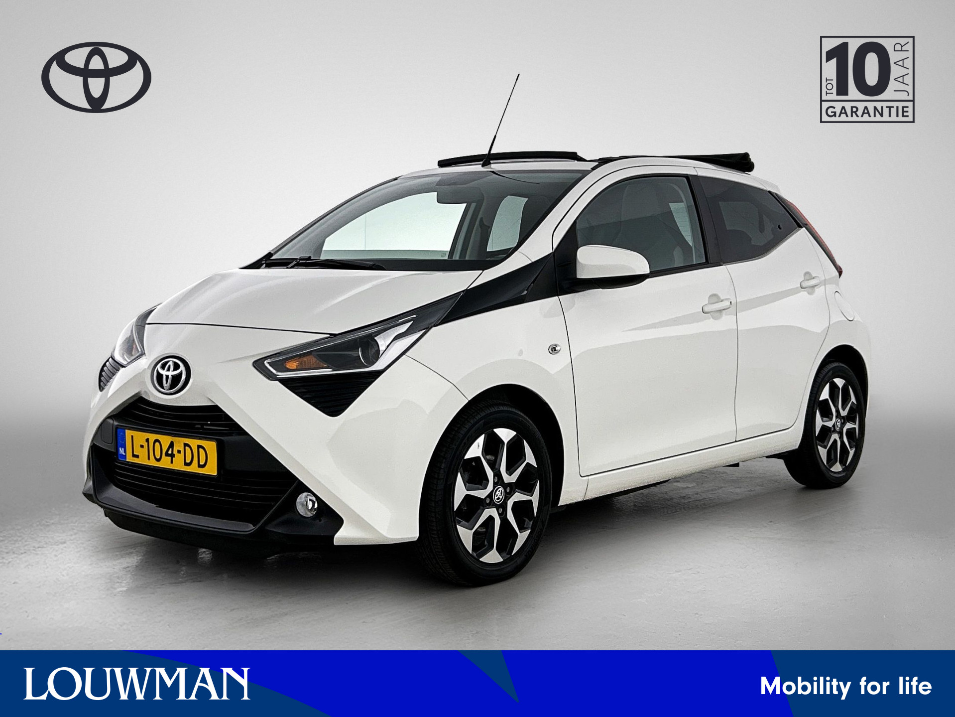 Toyota Toyota Aygo 1.0 VVT-i x-joy cabrio 2021 - voorkant