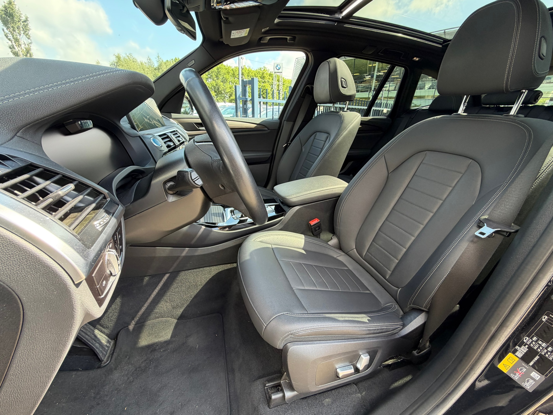Foto van BMW Ix3