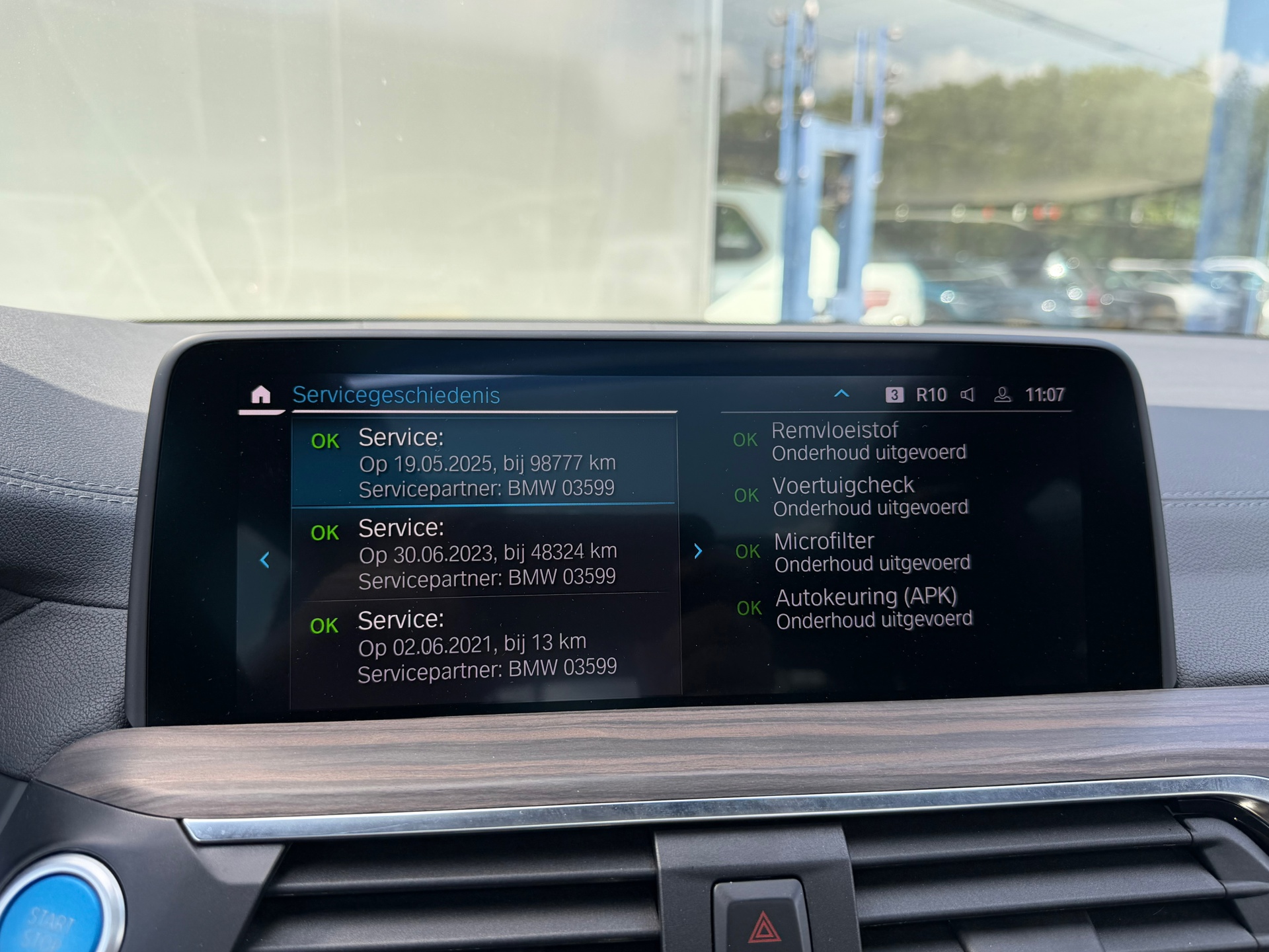 Foto van BMW Ix3
