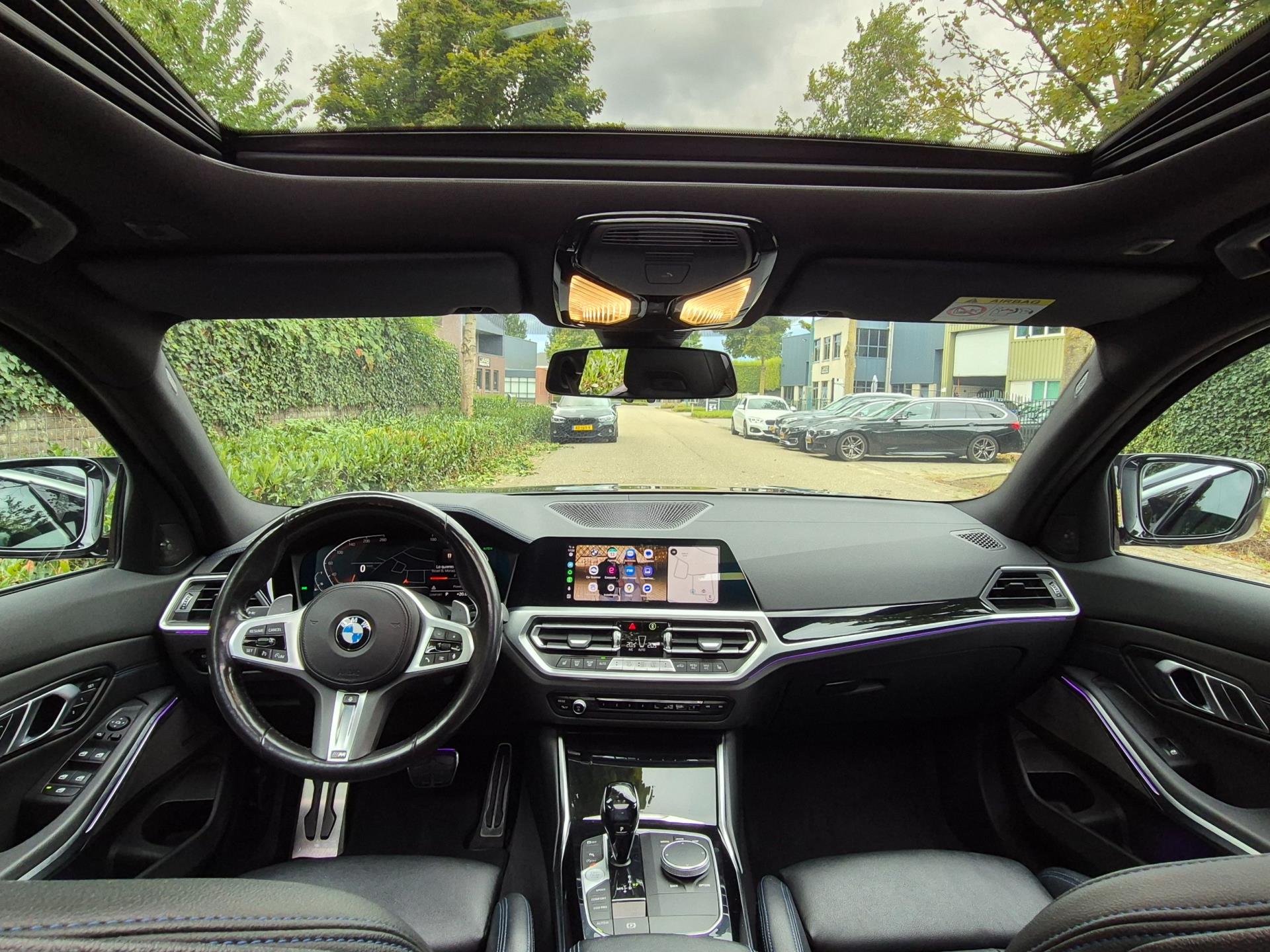 Foto van BMW 330i