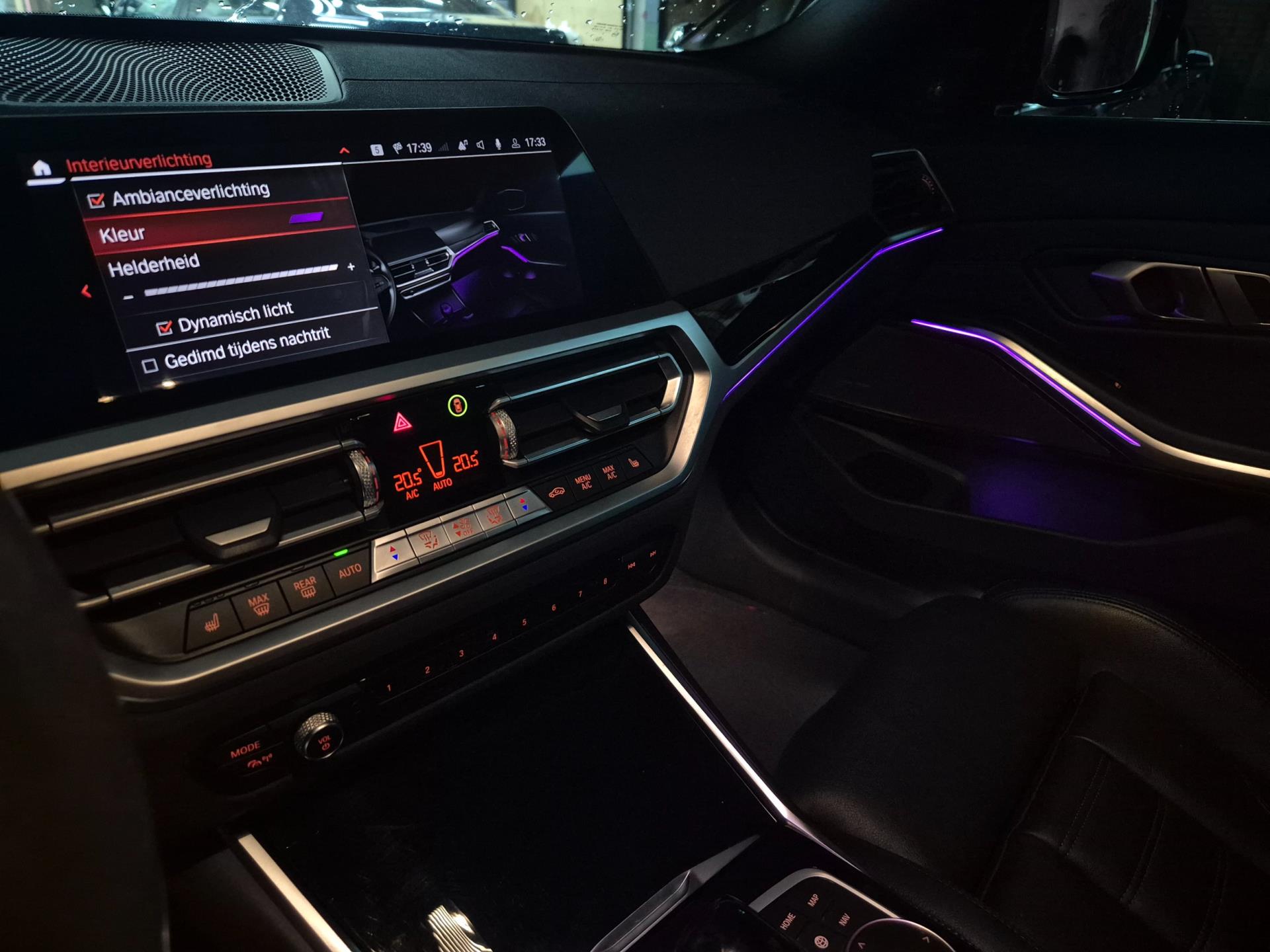Foto van BMW 330i