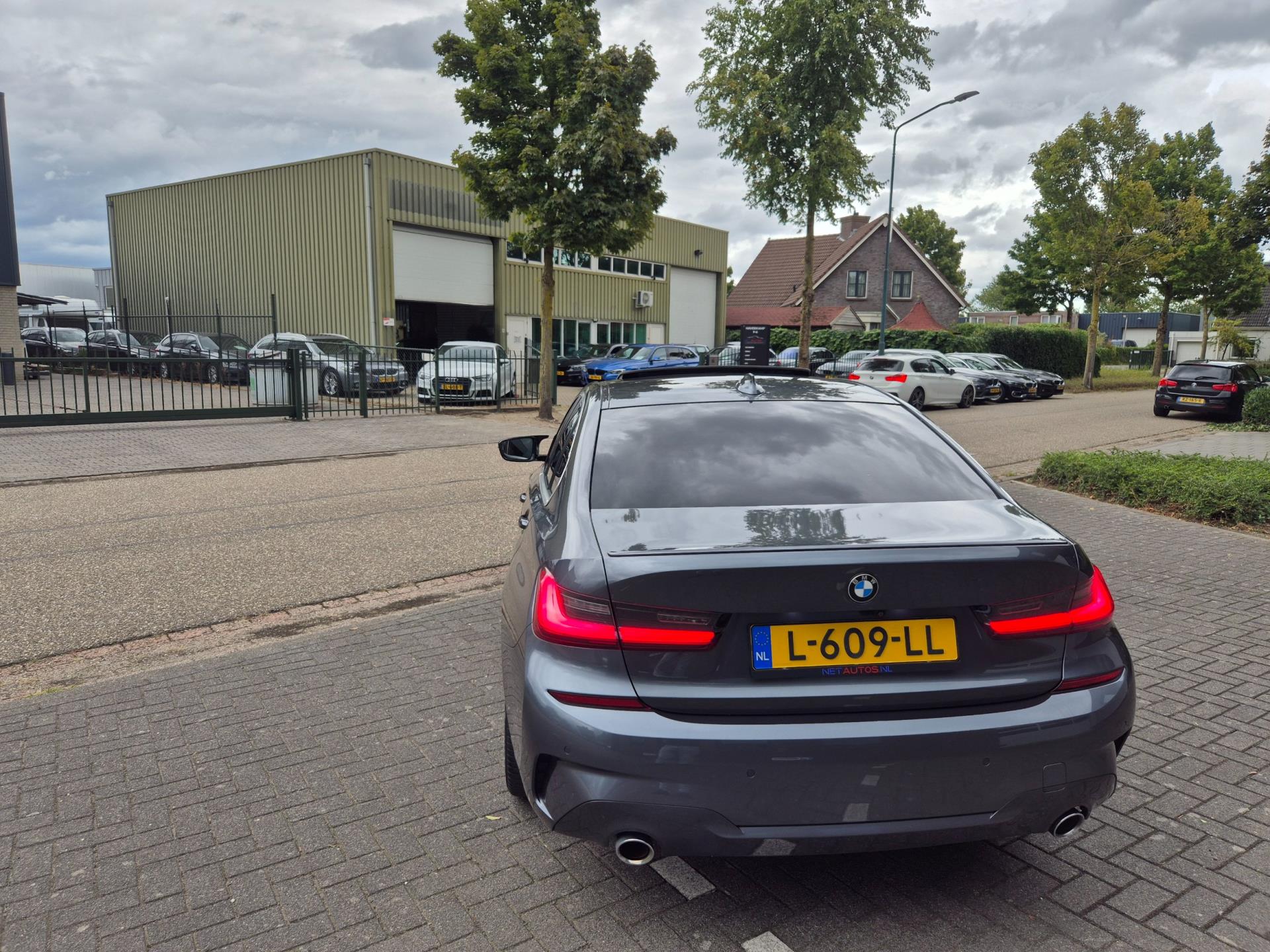 Foto van BMW 330i