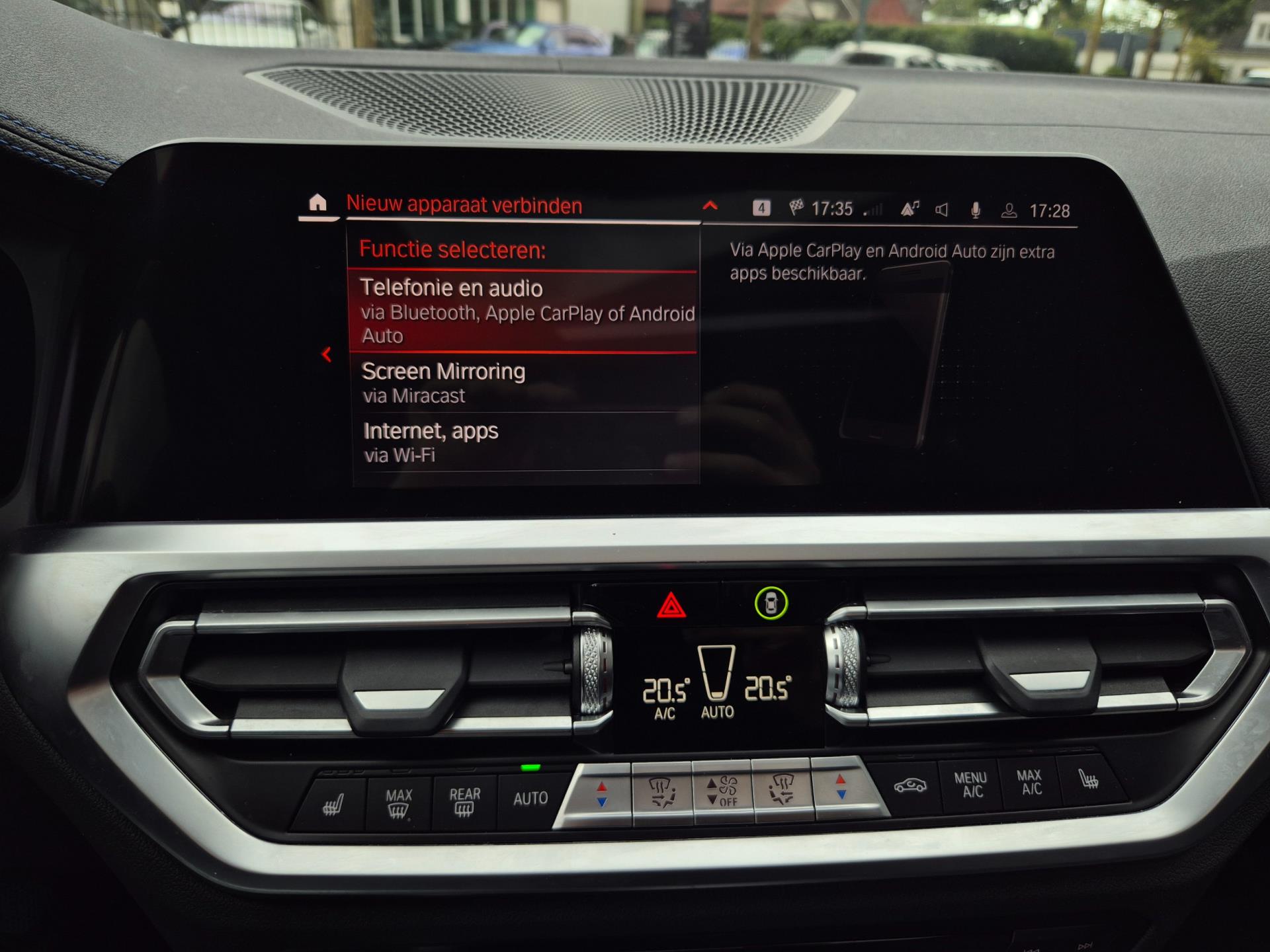 Foto van BMW 330i
