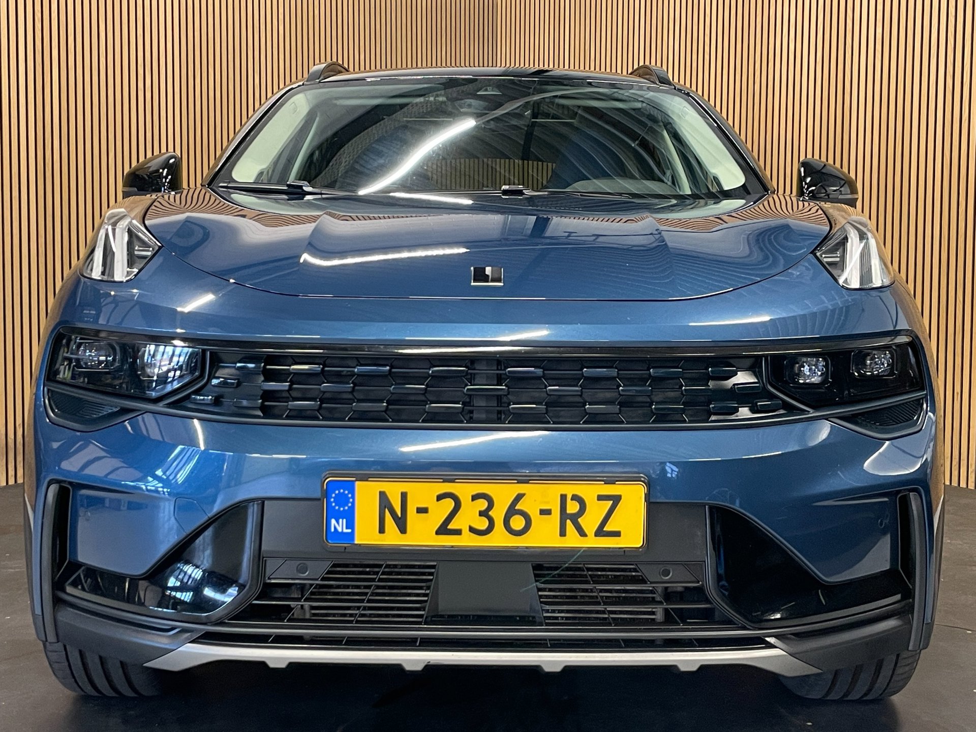 Foto van Lynk&co LYNK & Co 01