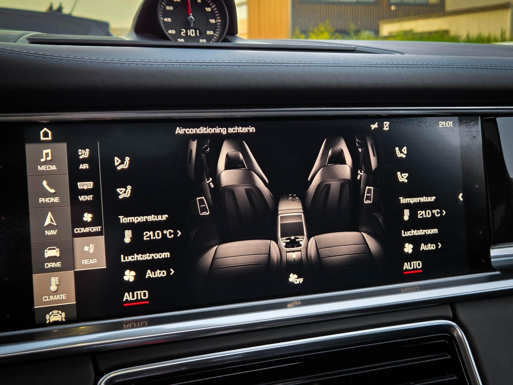 Foto van Porsche Panamera 4
