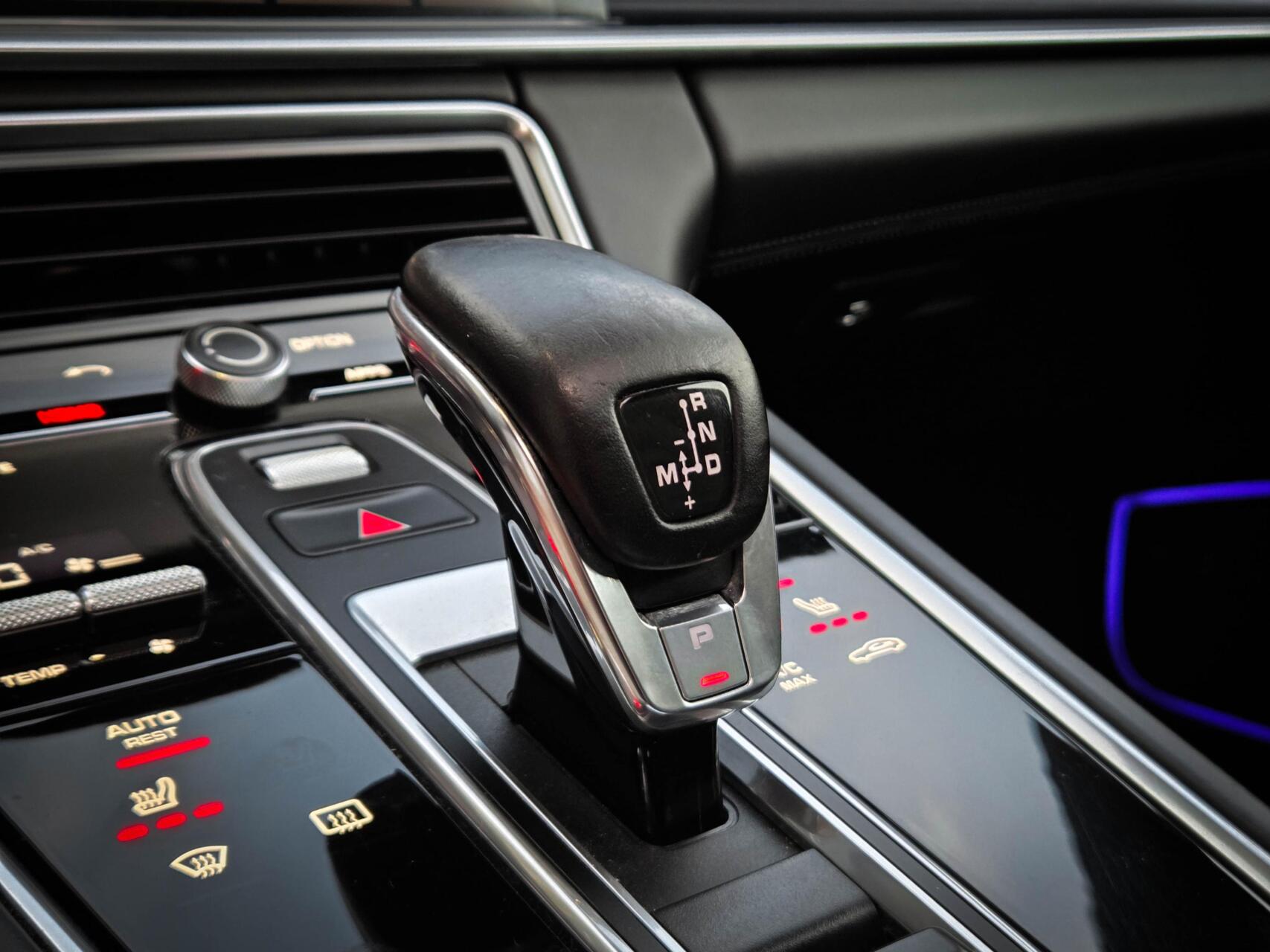 Foto van Porsche Panamera 4